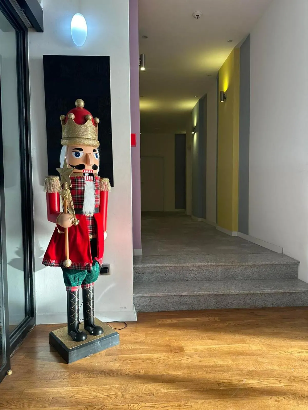 Decorative detail in Osten Art Hotel