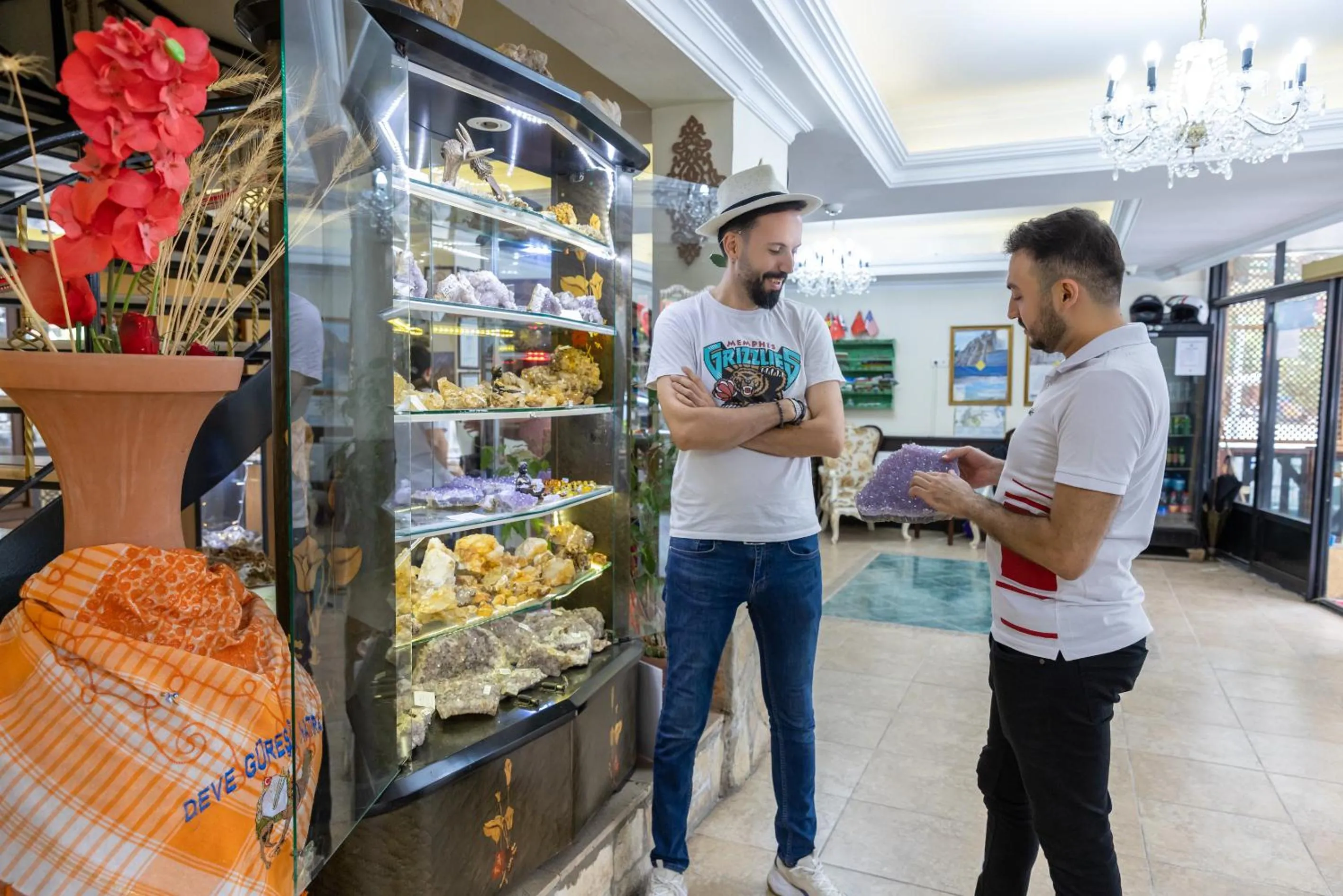 People in EPHESUS CENTRUM