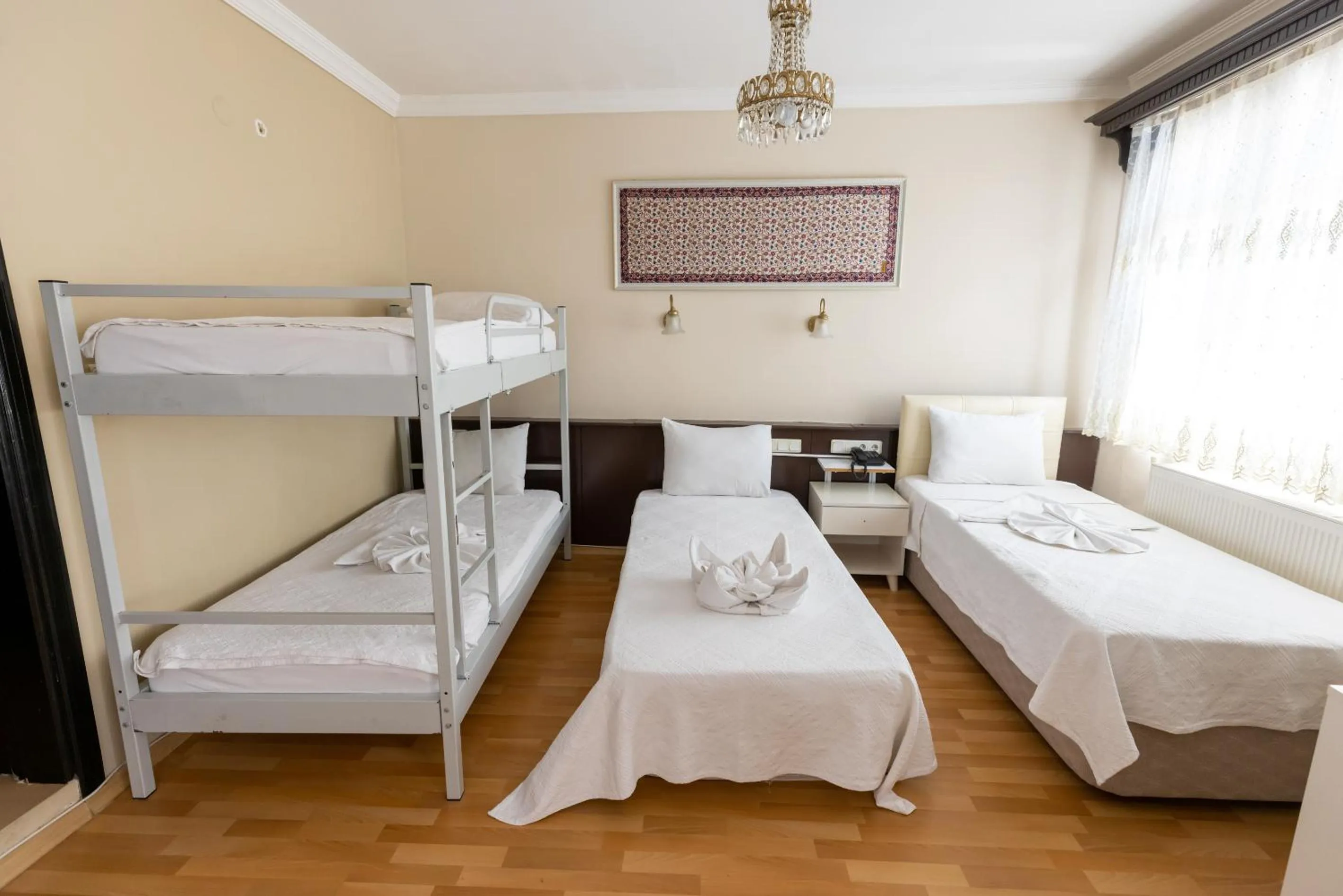 Photo of the whole room, Bed in EPHESUS CENTRUM