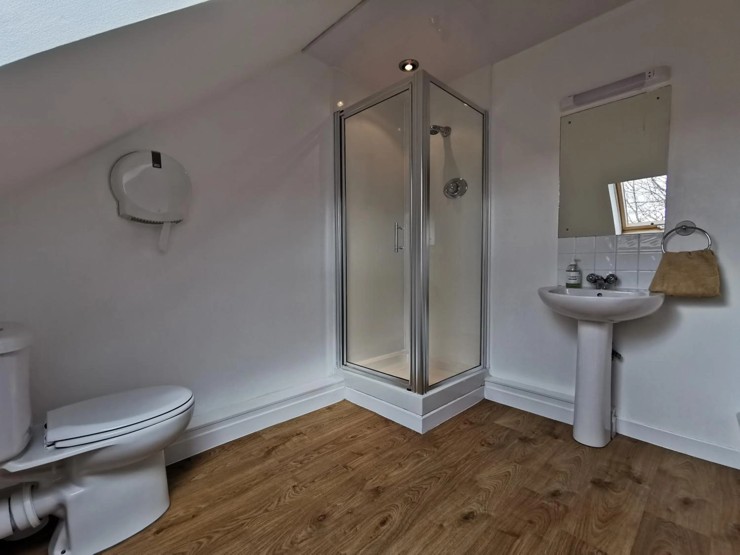 Bathroom in Morag's Lodge