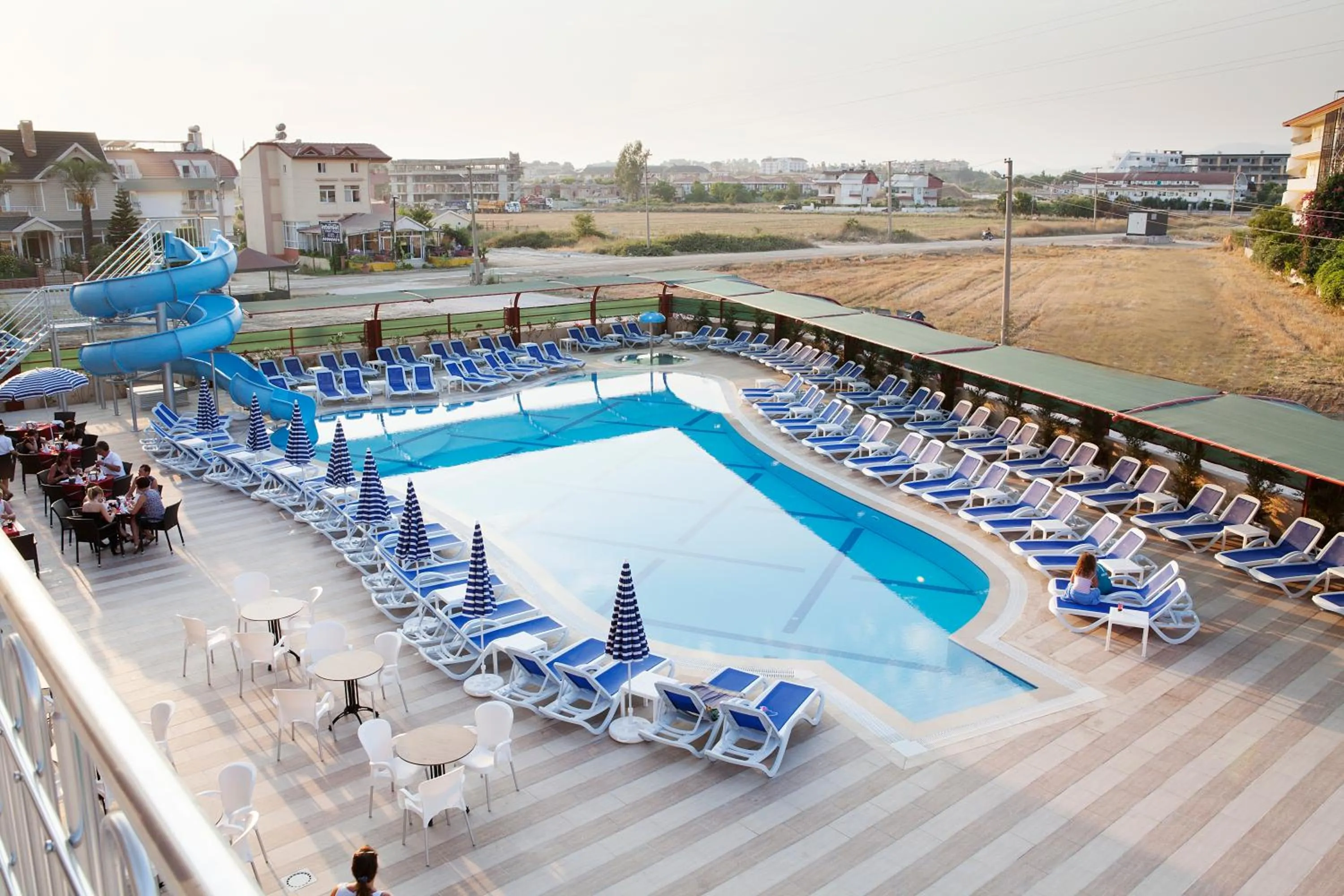 Swimming pool in Side West Park Hotel