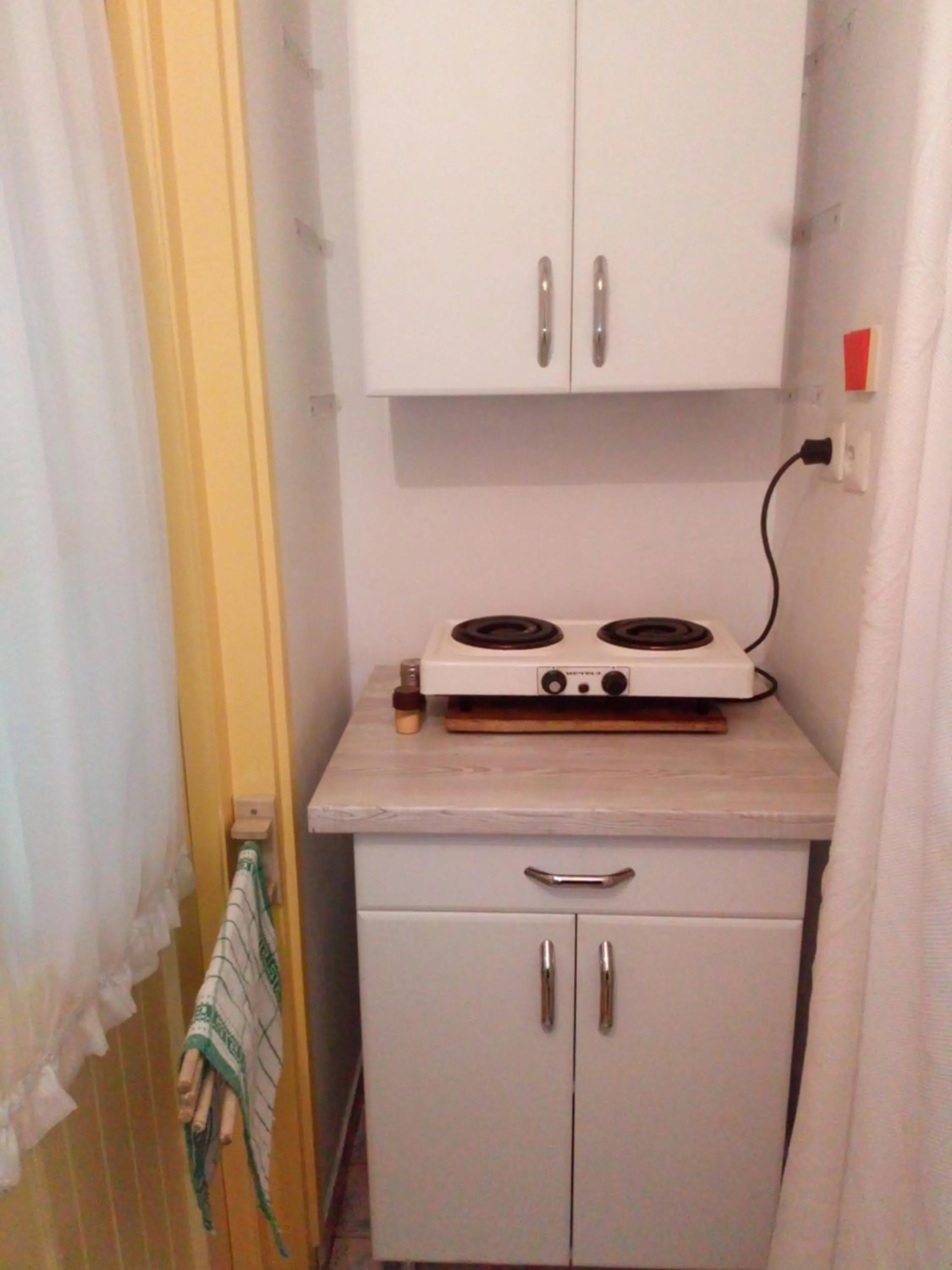 kitchen in Agria Retur Vendégház