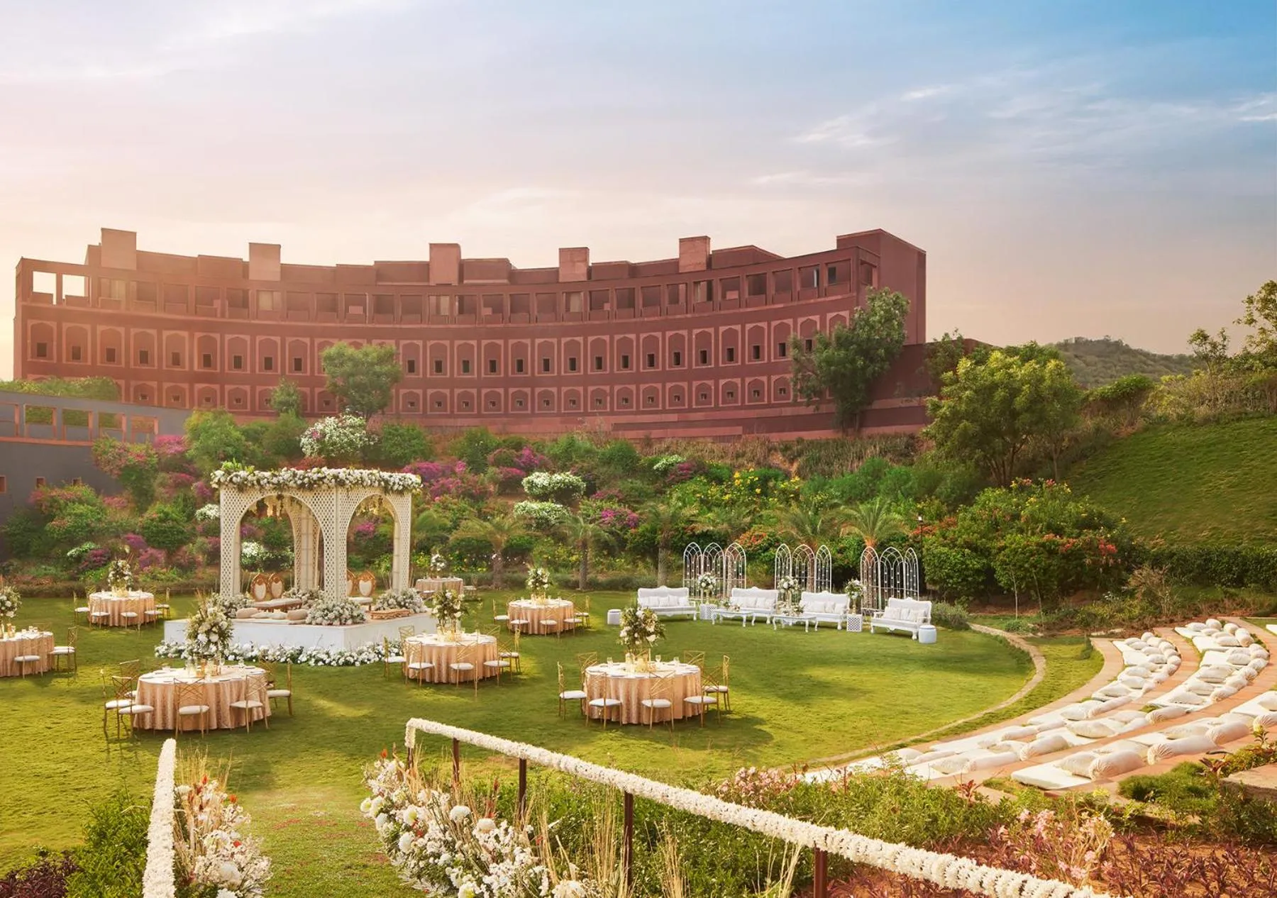 Garden in Taj Devi Ratn Resort & Spa, Jaipur