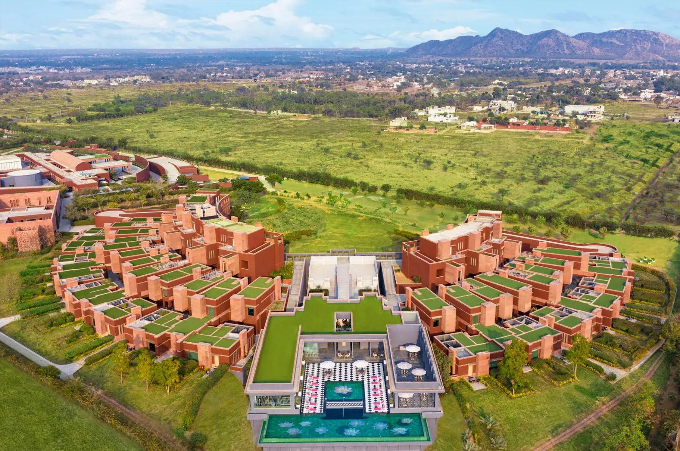 Bird's eye view in Taj Devi Ratn Resort & Spa, Jaipur Bird's eye view in Taj Devi Ratn Resort & Spa, Jaipur