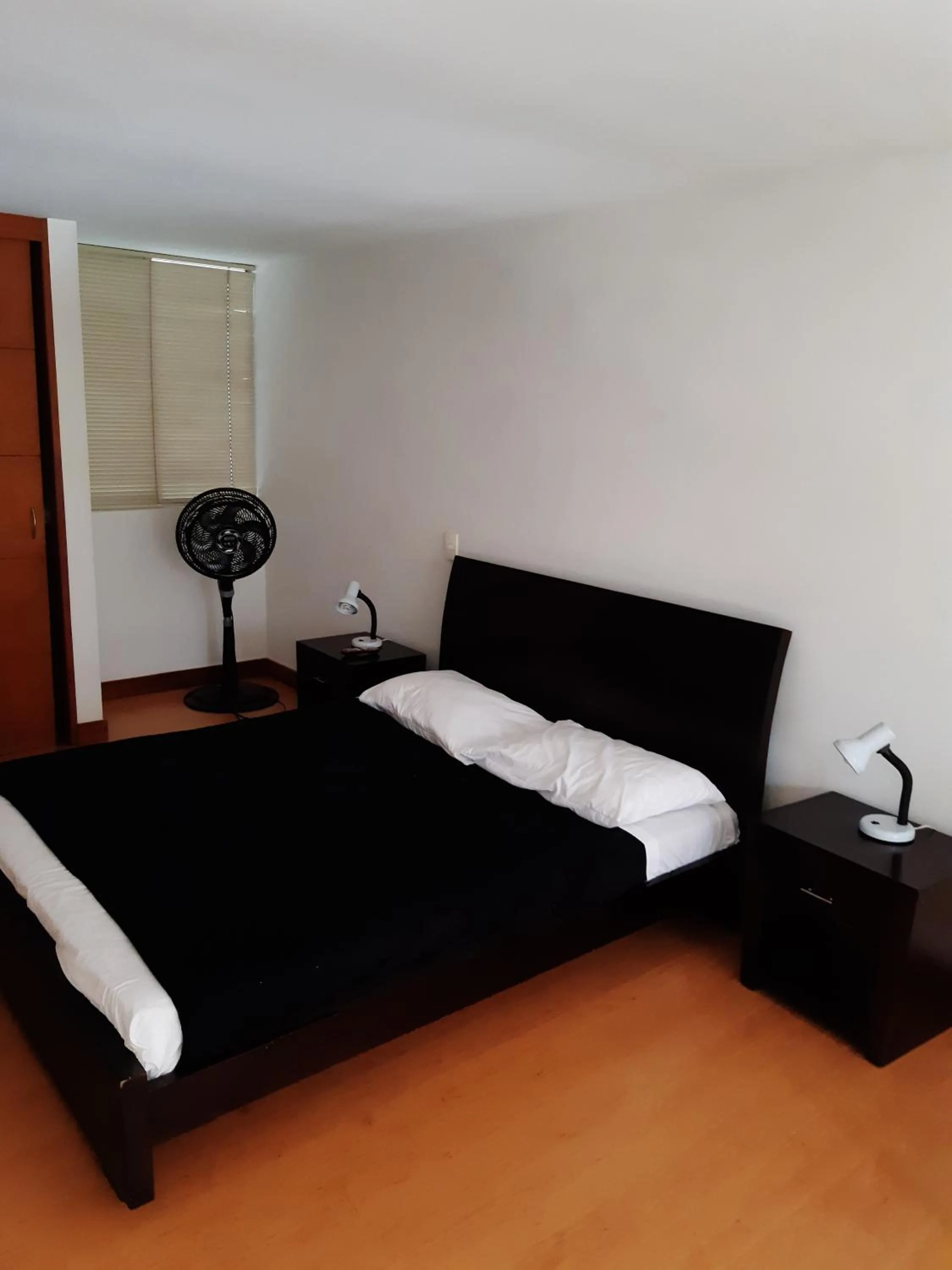 Rent Apartment Furnished an alcove