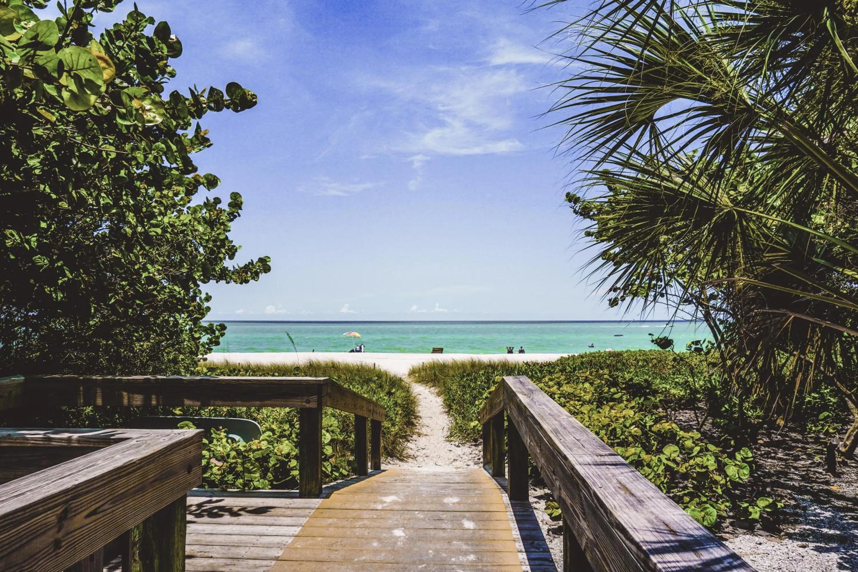 Tropical Villas Of Venice Beach