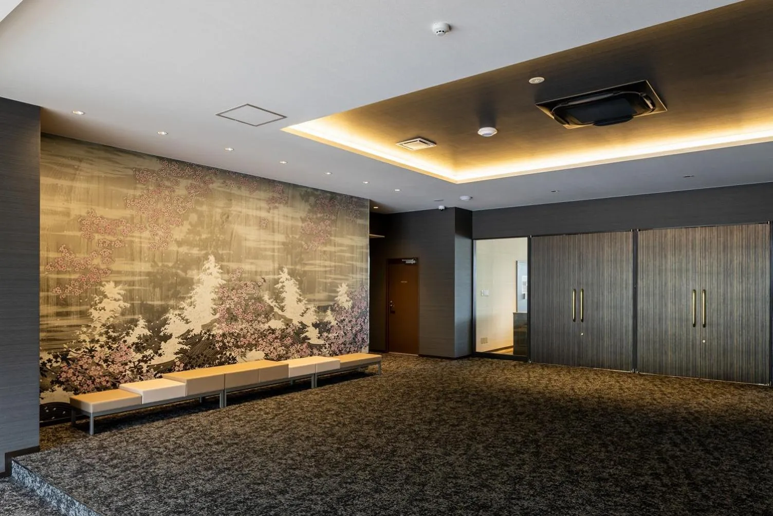 Lobby or reception in Fujikawaguchiko Resort Hotel