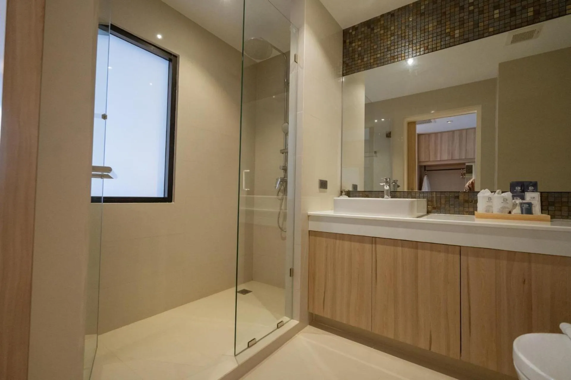 Bathroom in W3 Hotel