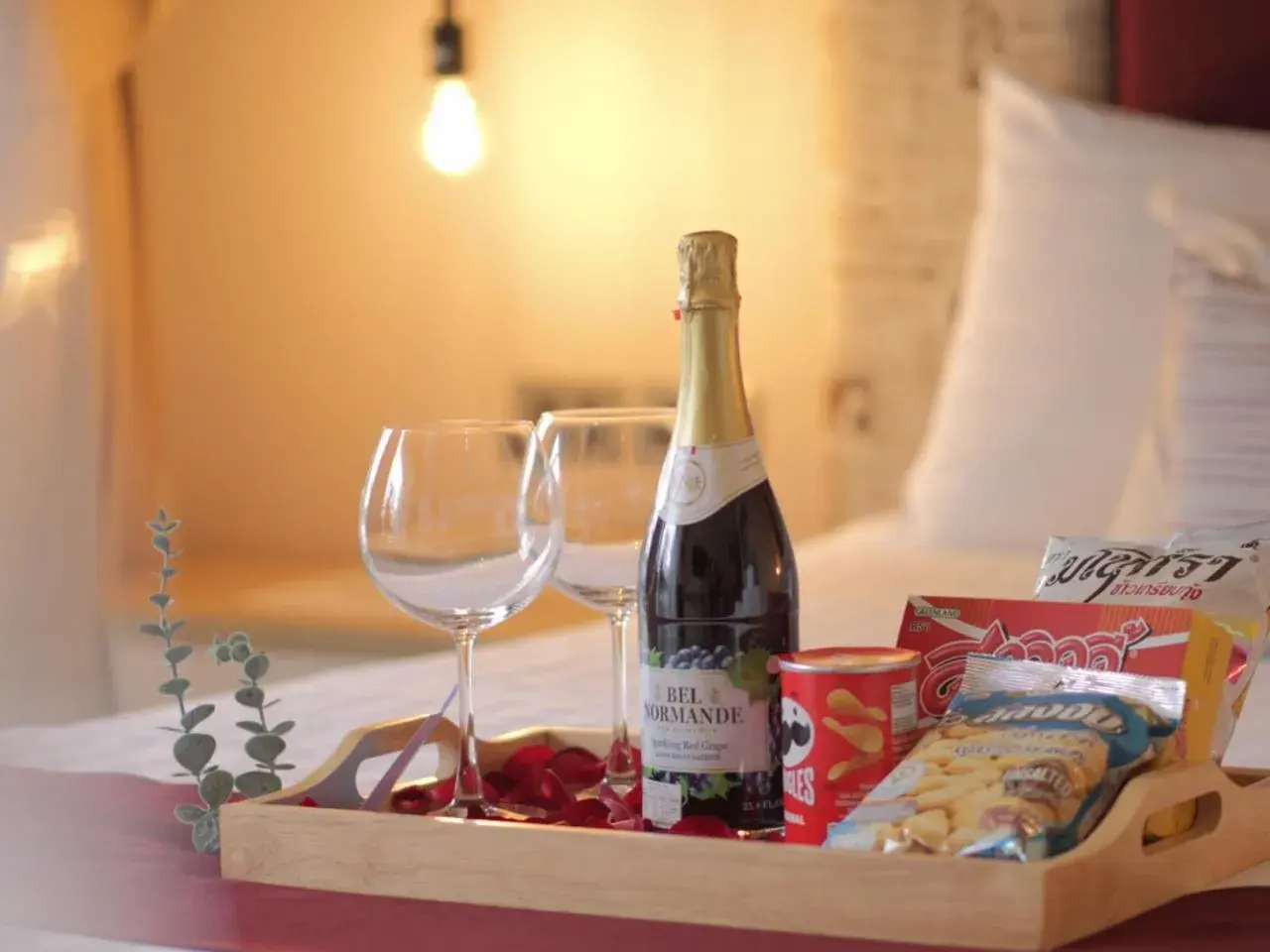 Food and drinks, Bed in W3 Hotel Food and drinks, Bed in W3 Hotel