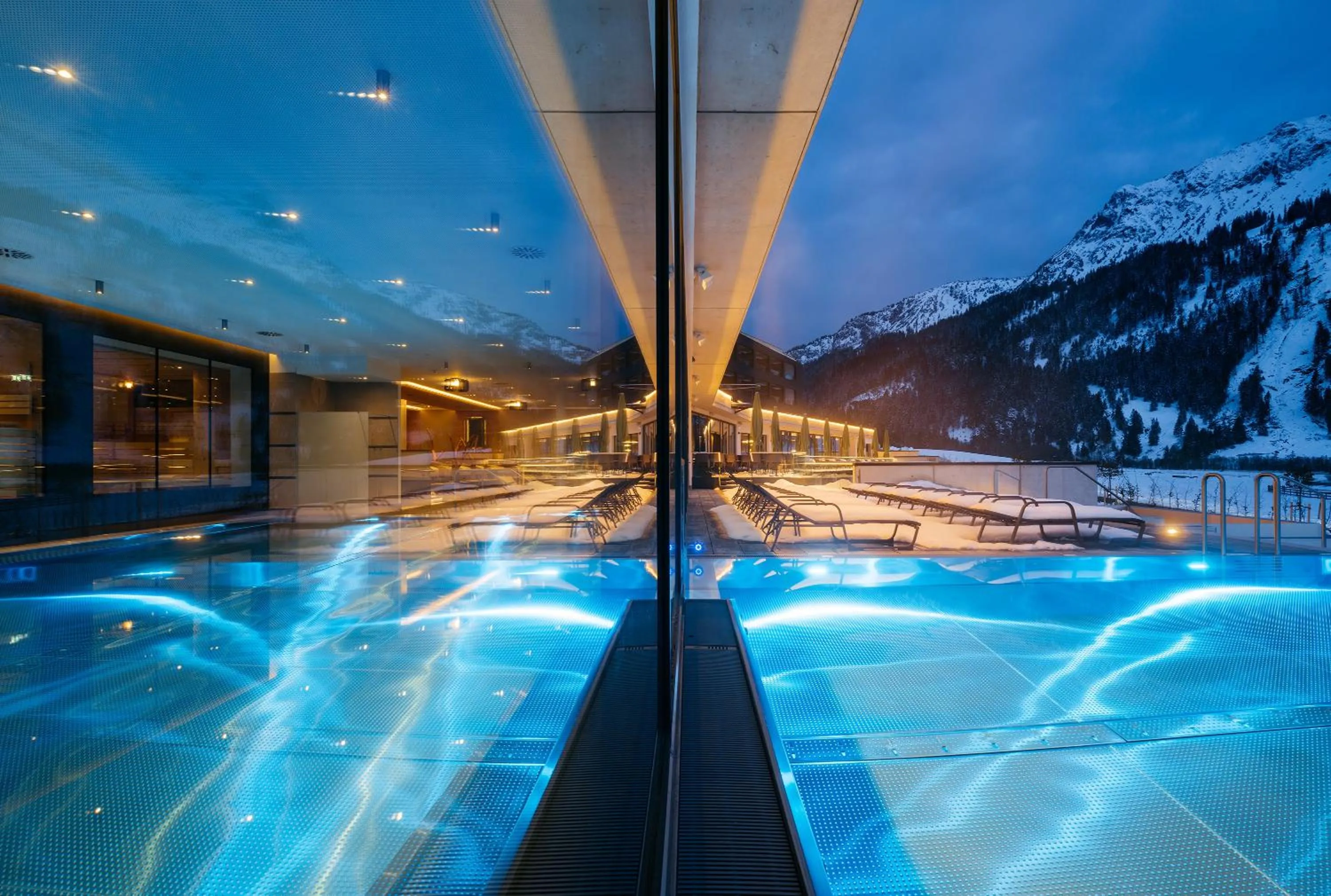 Swimming pool in haldensee - Naturerlebnis und Wellnesshotel