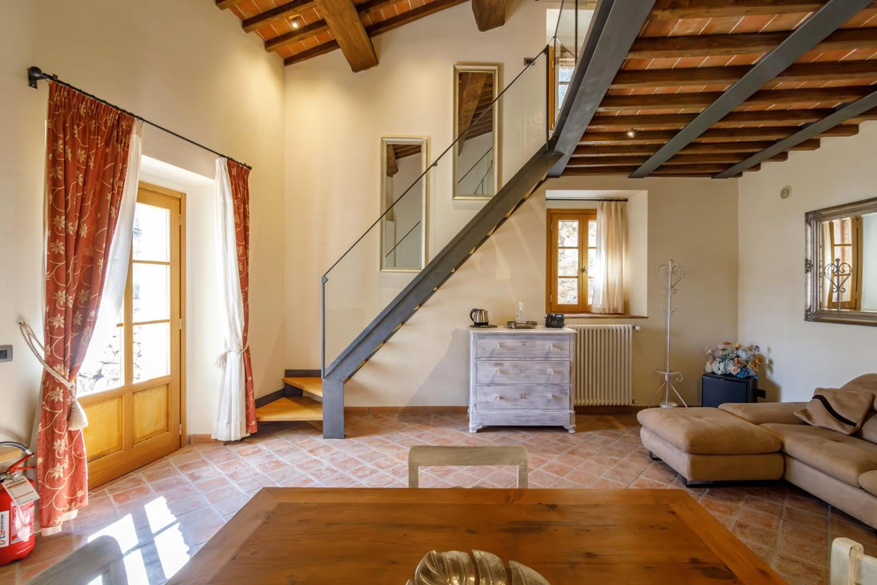 Living room in Relais La Costa Historical Residence