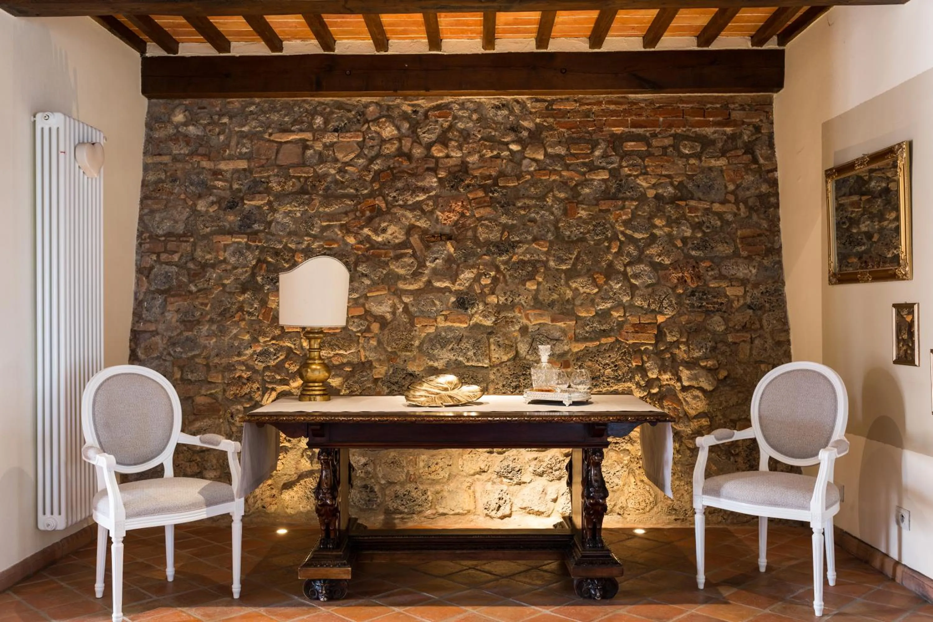 Living room in Relais La Costa Historical Residence