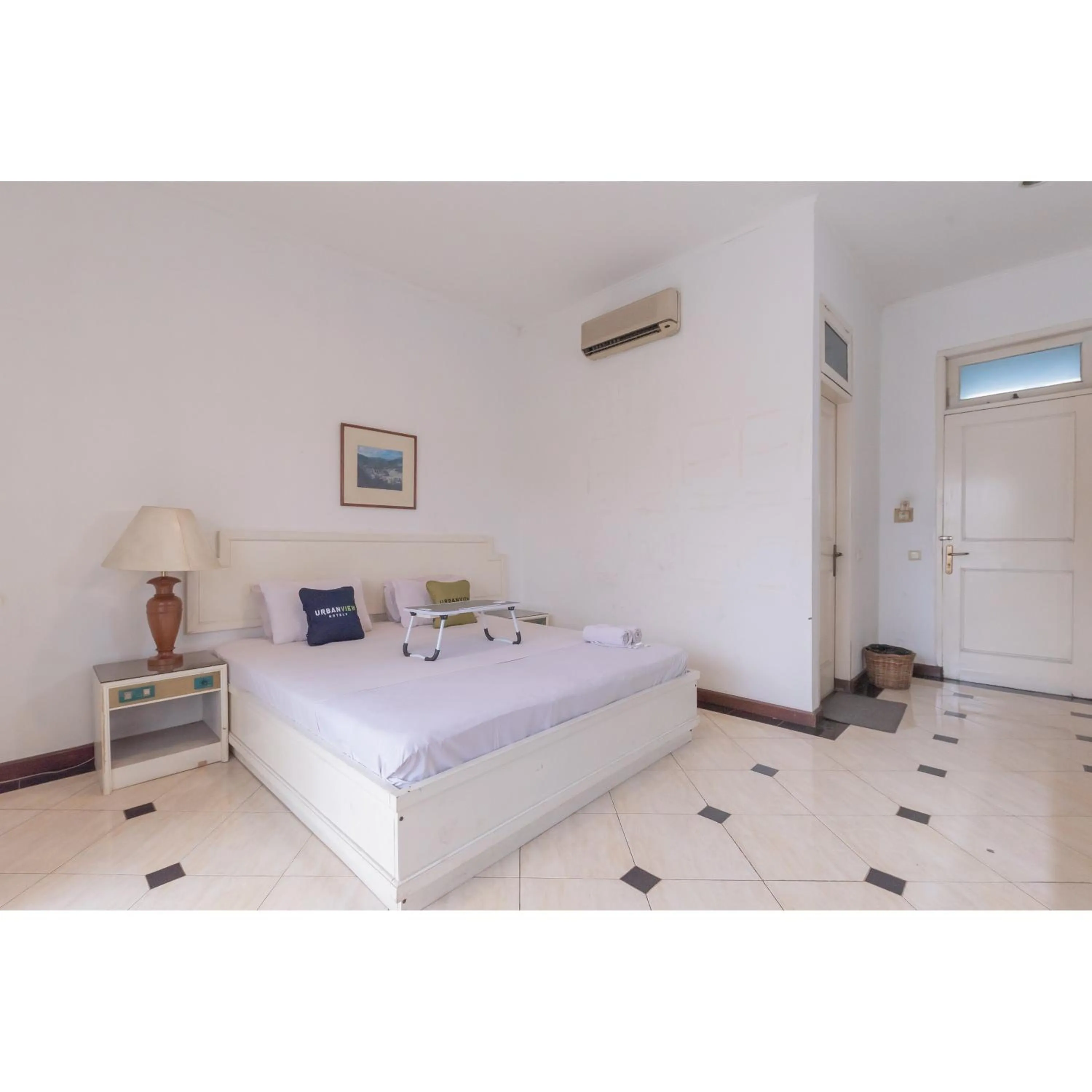 Bedroom, Bed in Urbanview Hotel Utari