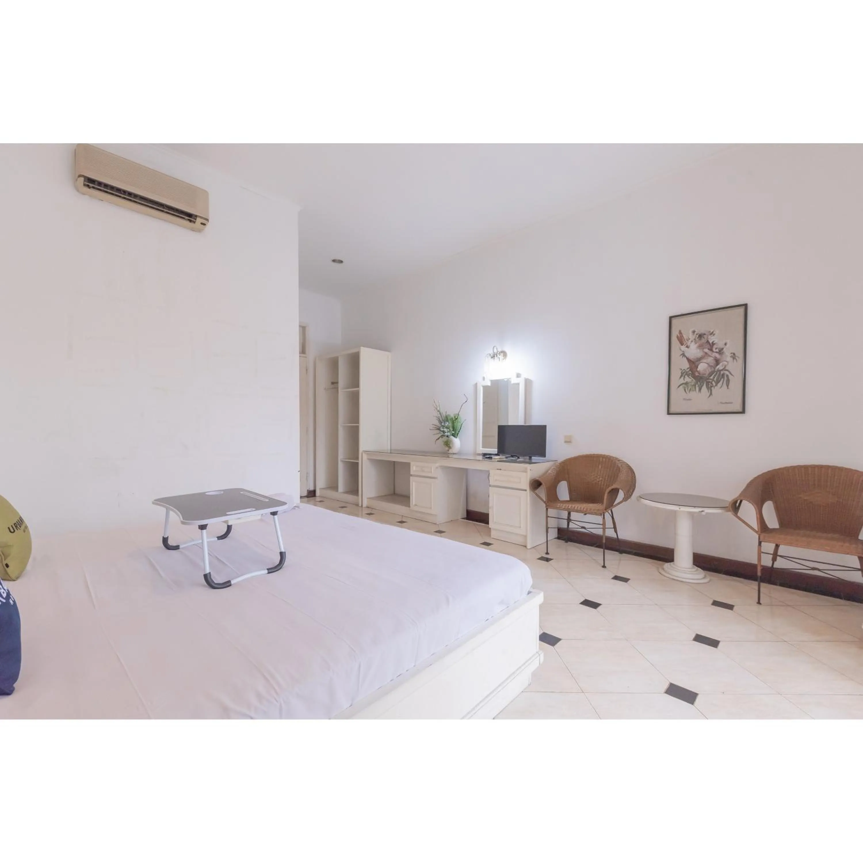 Bedroom, Bed in Urbanview Hotel Utari