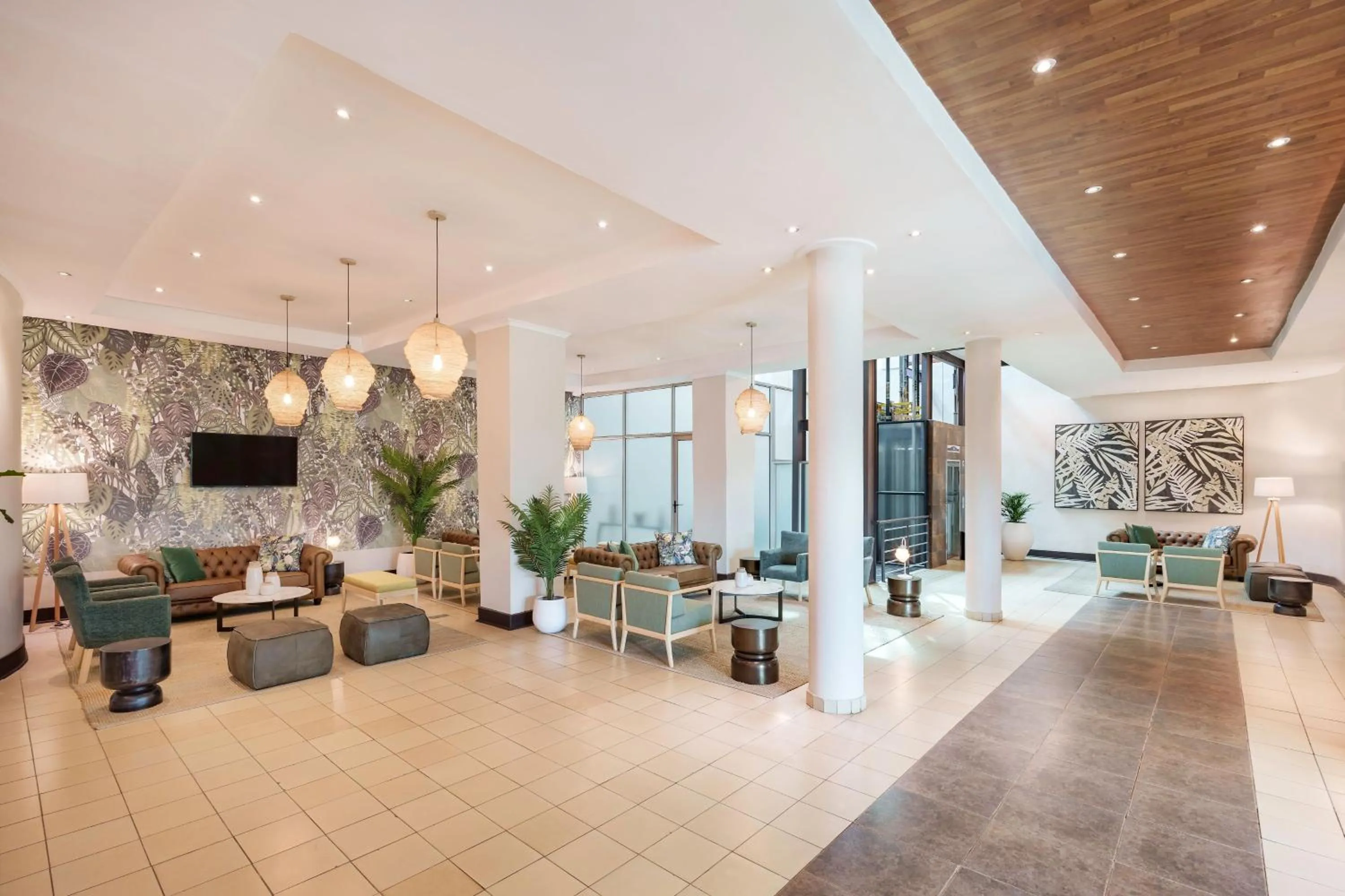 Lobby or reception in Protea Hotel by Marriott Lusaka