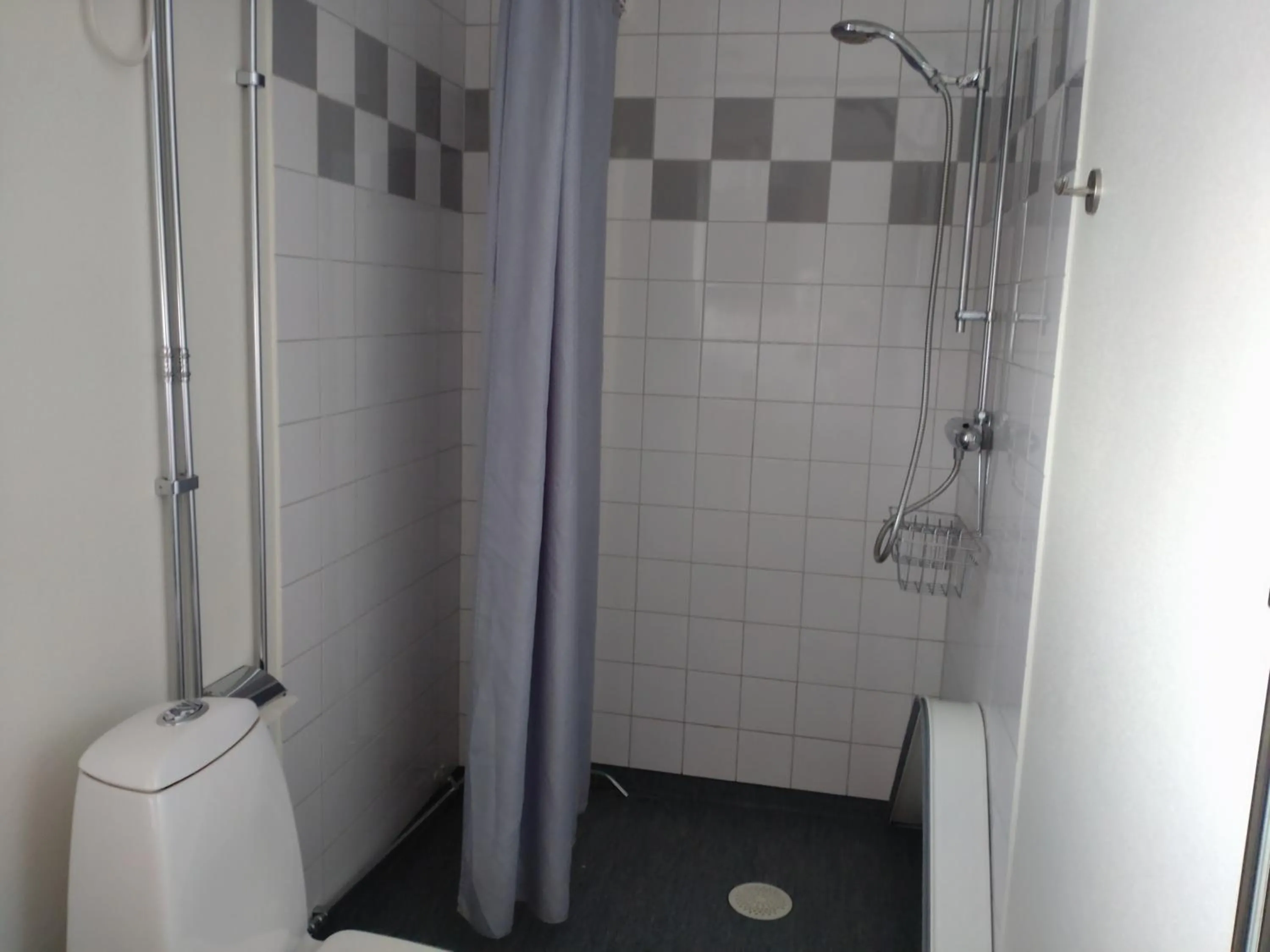 Shower in Fyrklöverns Stugby