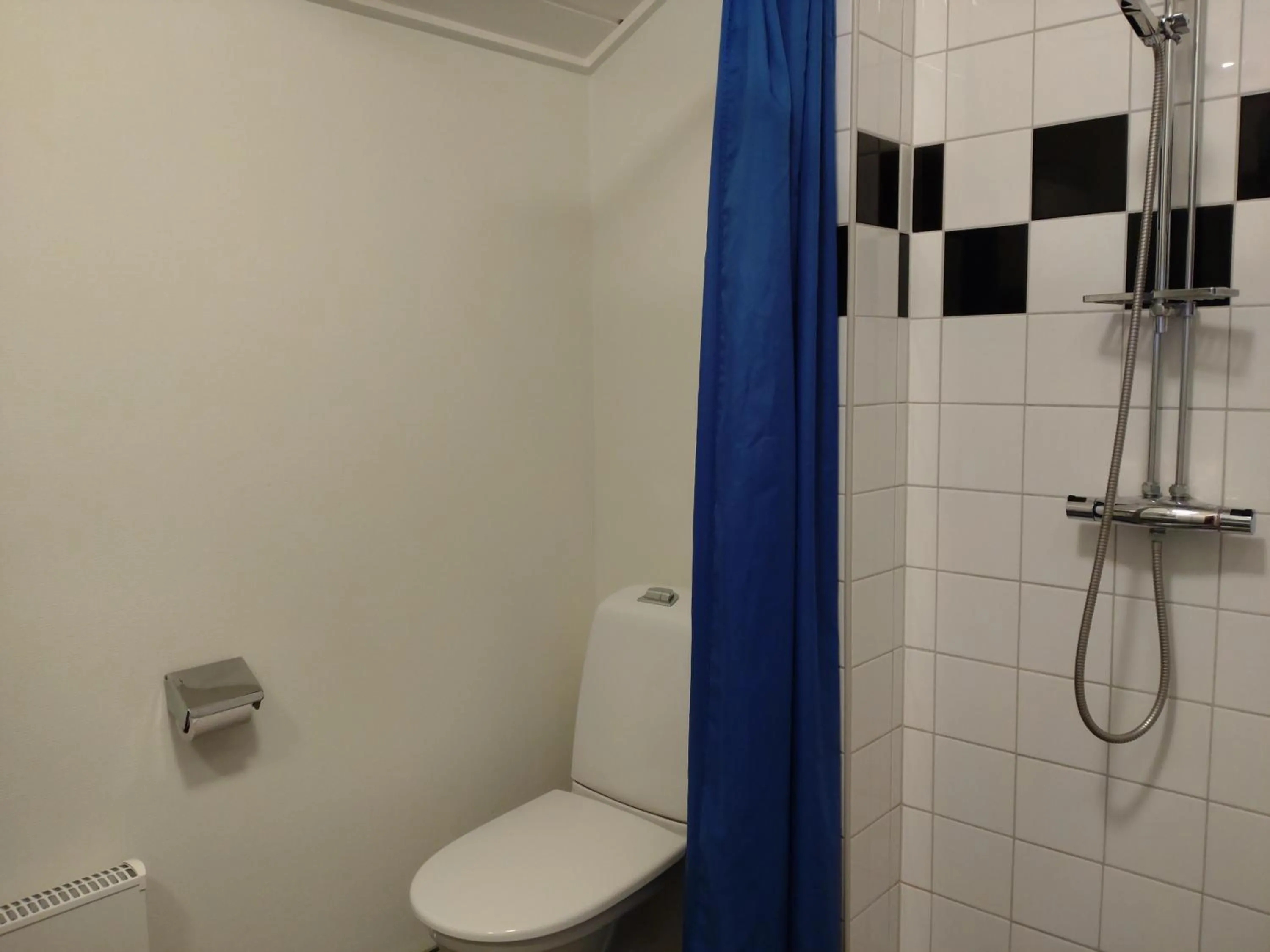 Shower in Fyrklöverns Stugby