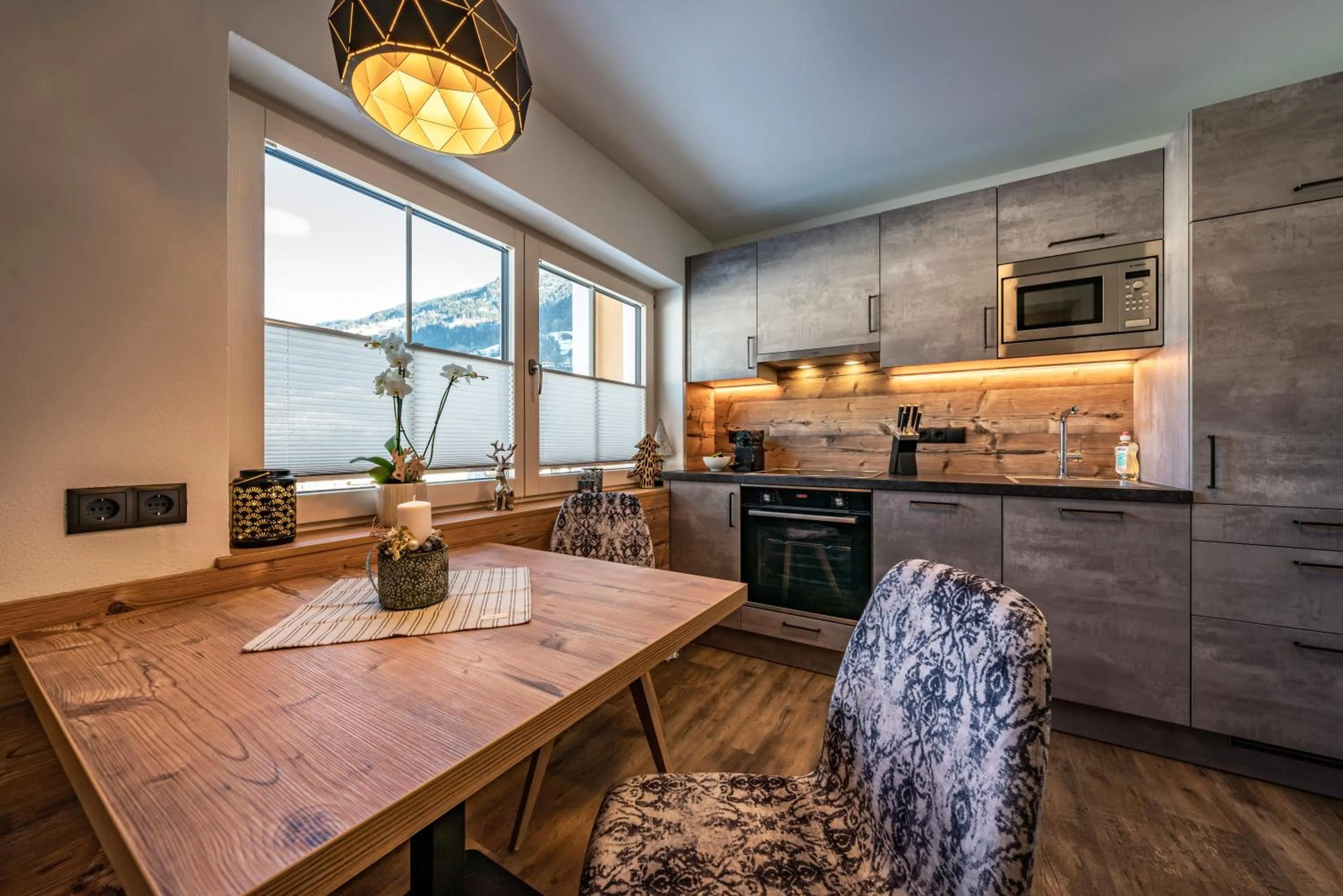 Kitchen or kitchenette in Gästehaus Wiesengrund & Apart Sporer