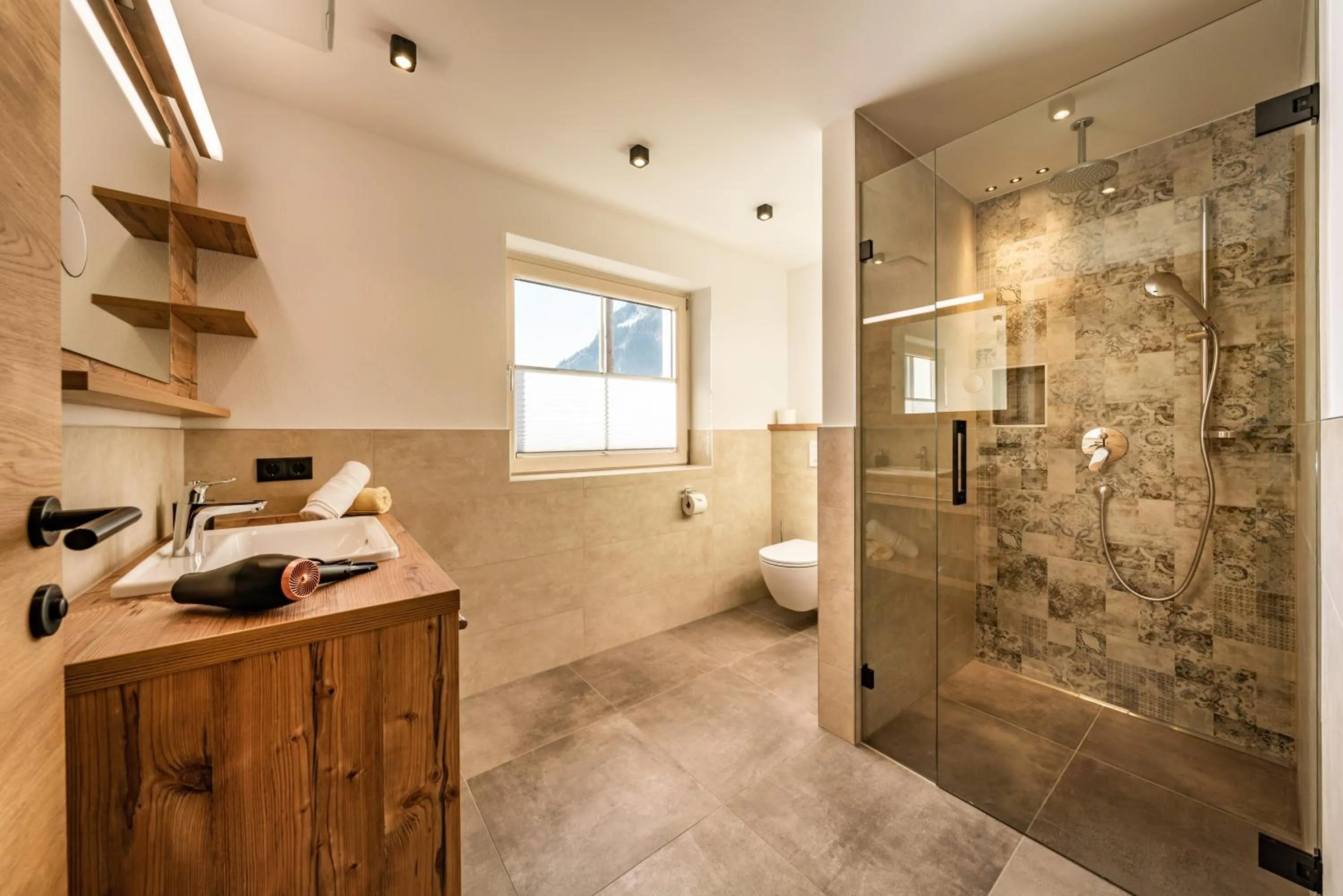 Bathroom in Gästehaus Wiesengrund & Apart Sporer