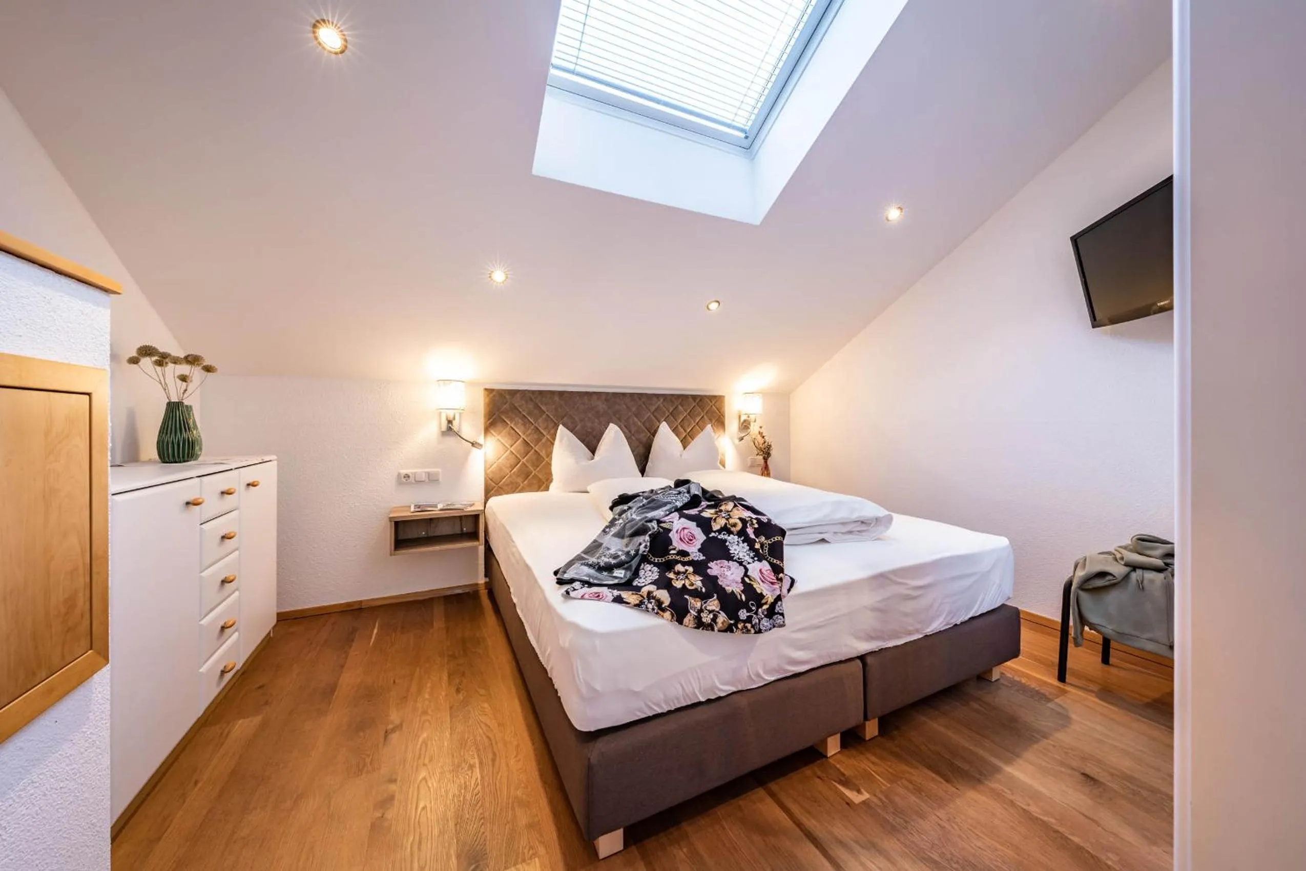 Bed in Gästehaus Wiesengrund & Apart Sporer