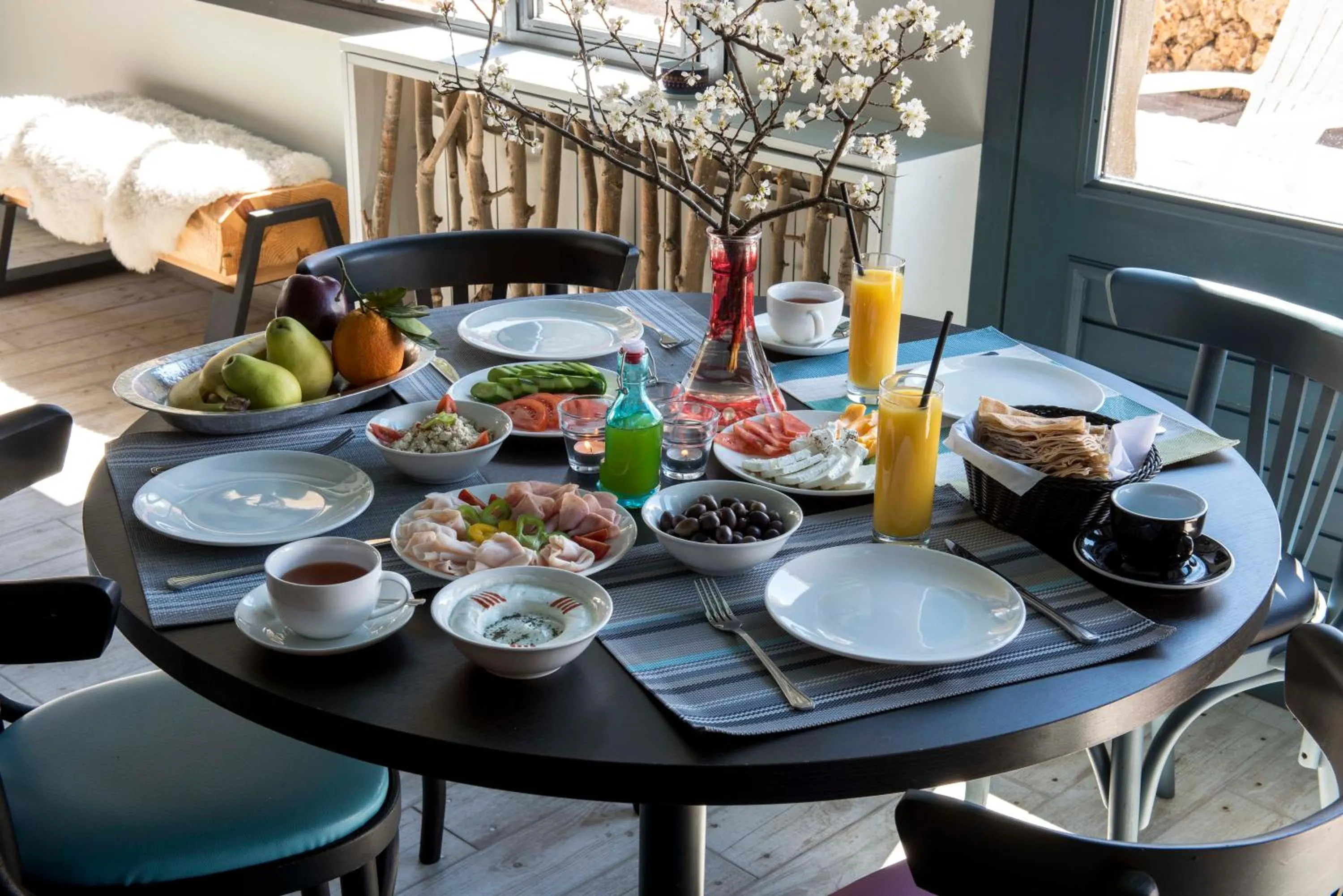 Continental breakfast in La Maison des Cèdres