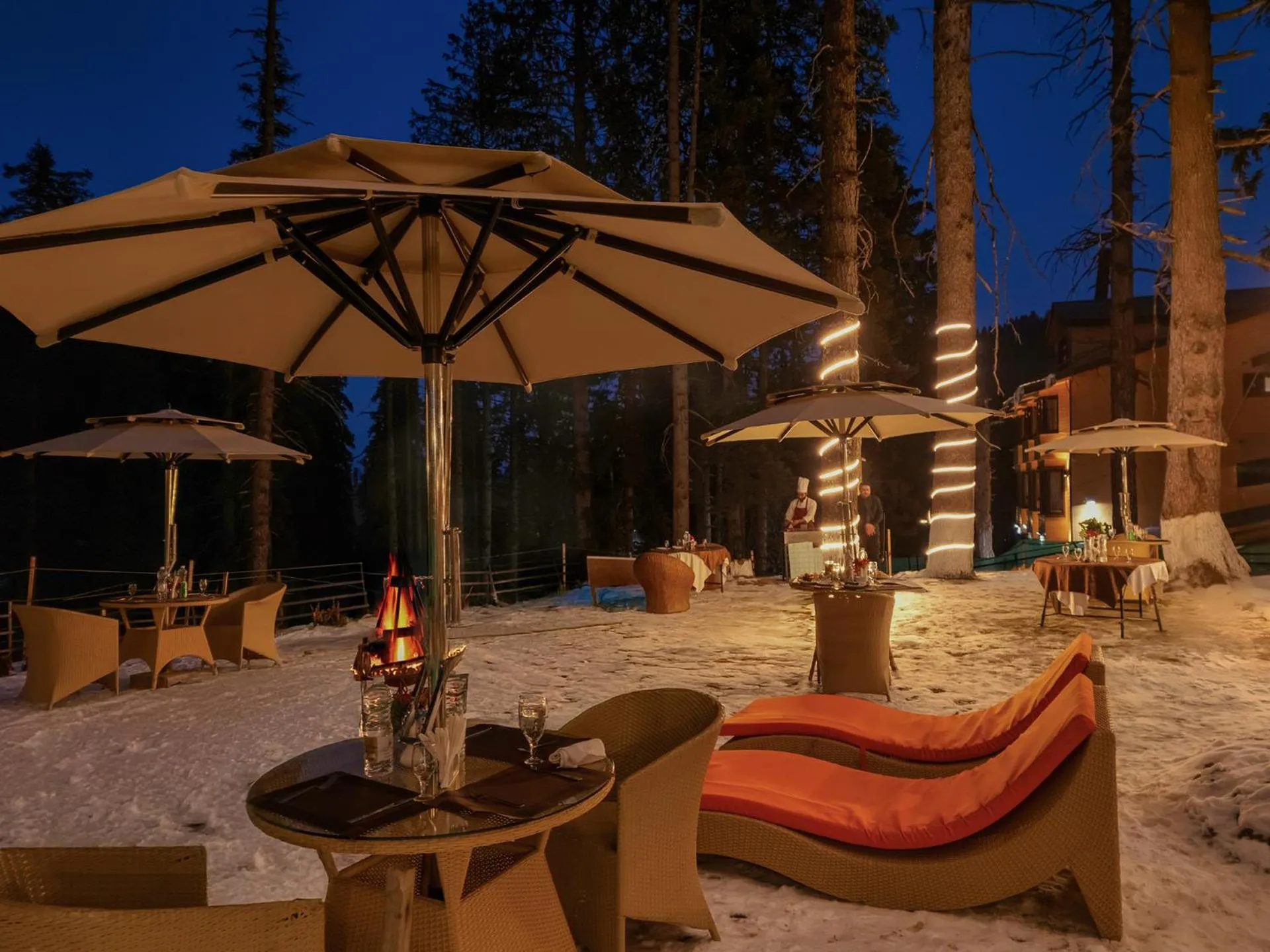 Patio in Hotel Pine Spring Gulmarg