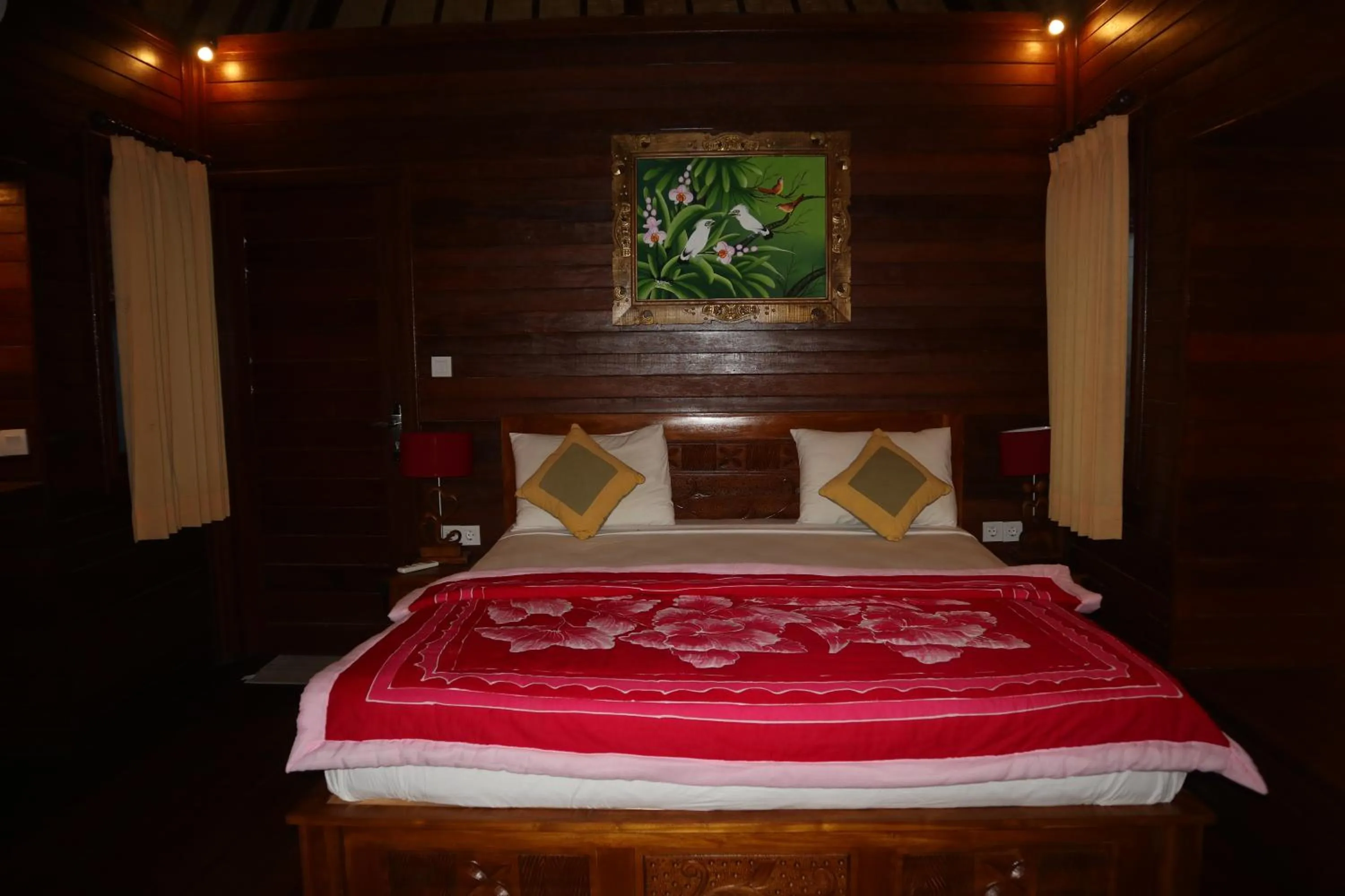 Bed in Svaha Nusa Guest House