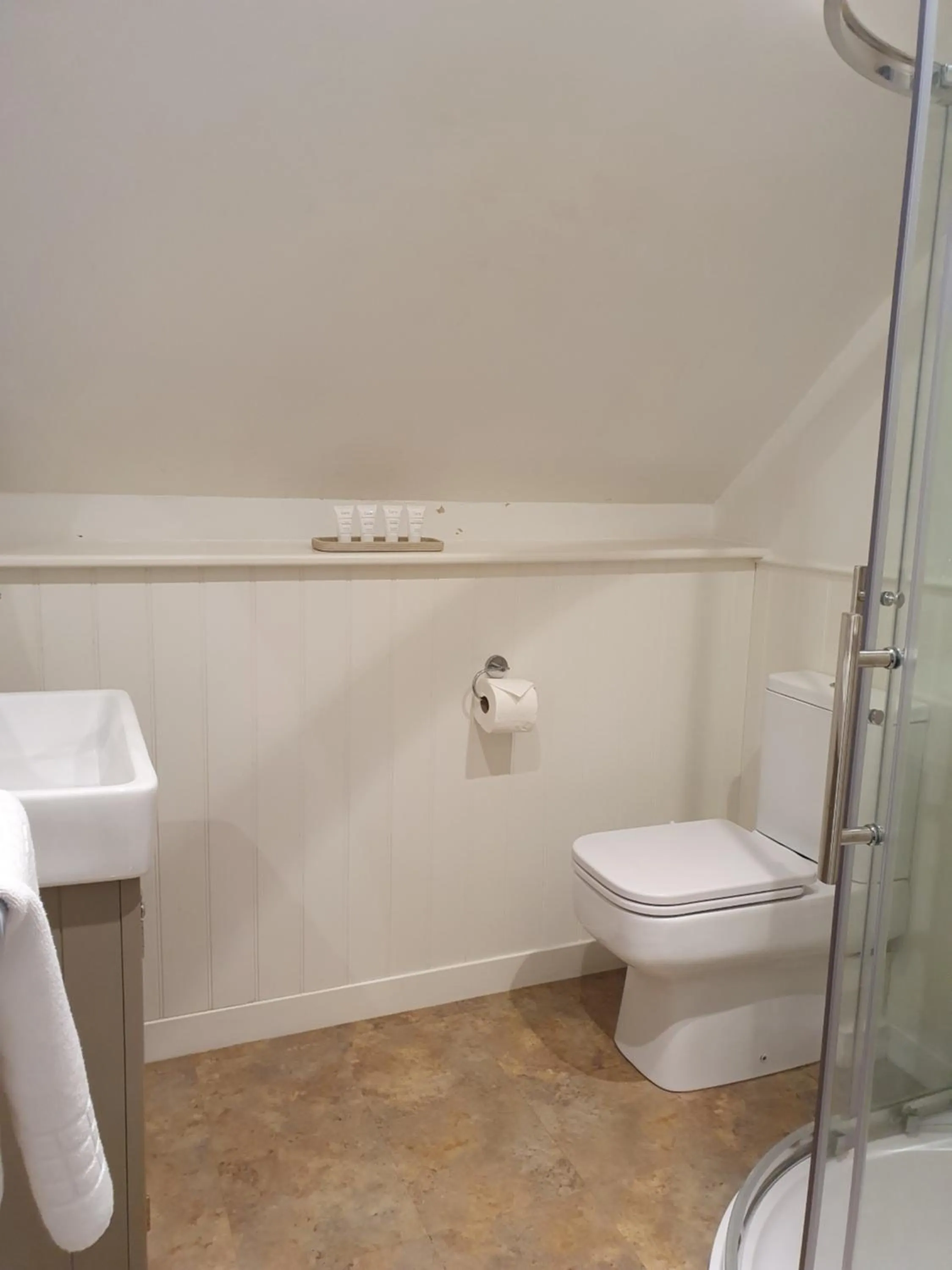 Bathroom in The Kings Head