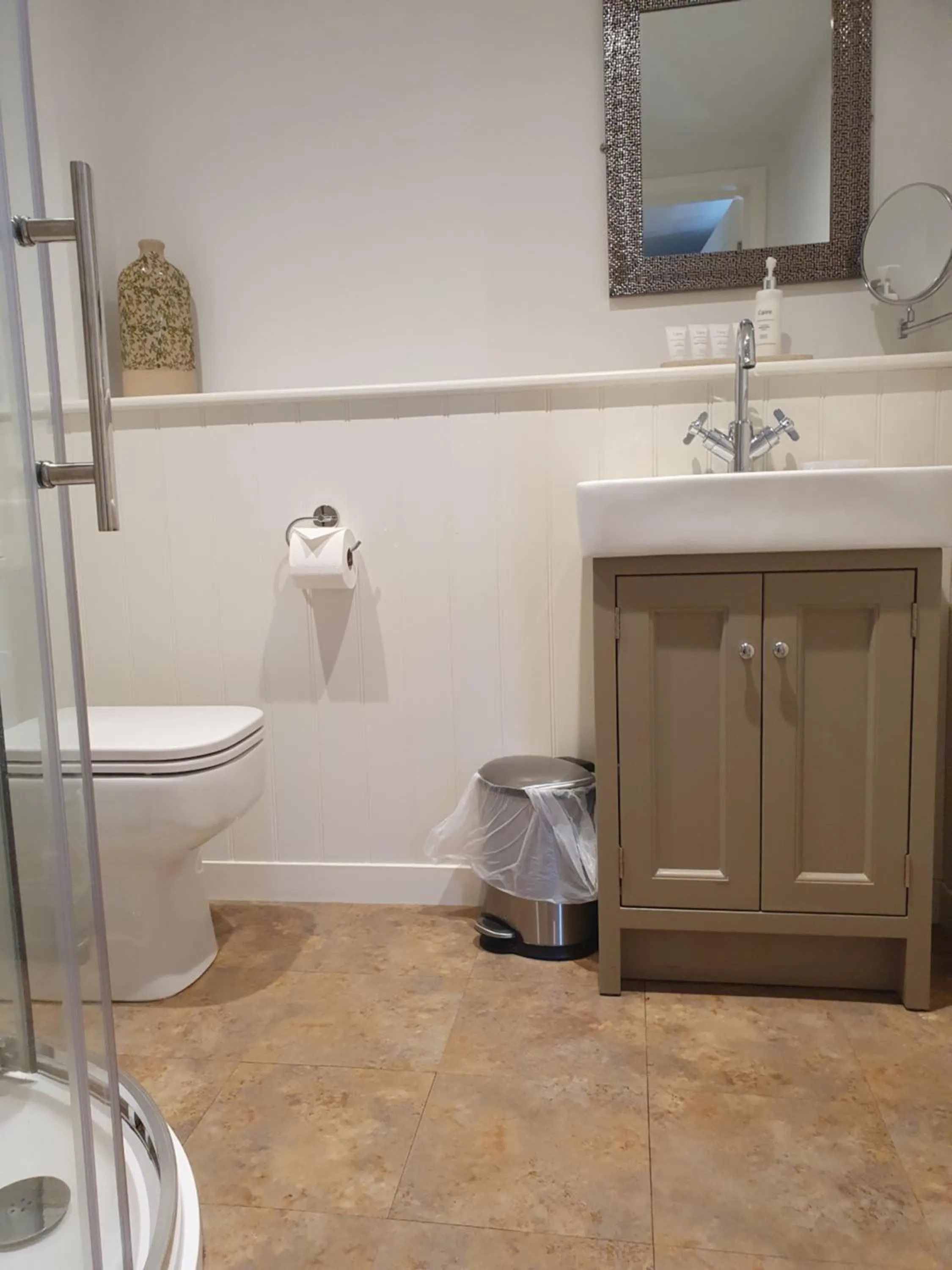 Bathroom in The Kings Head