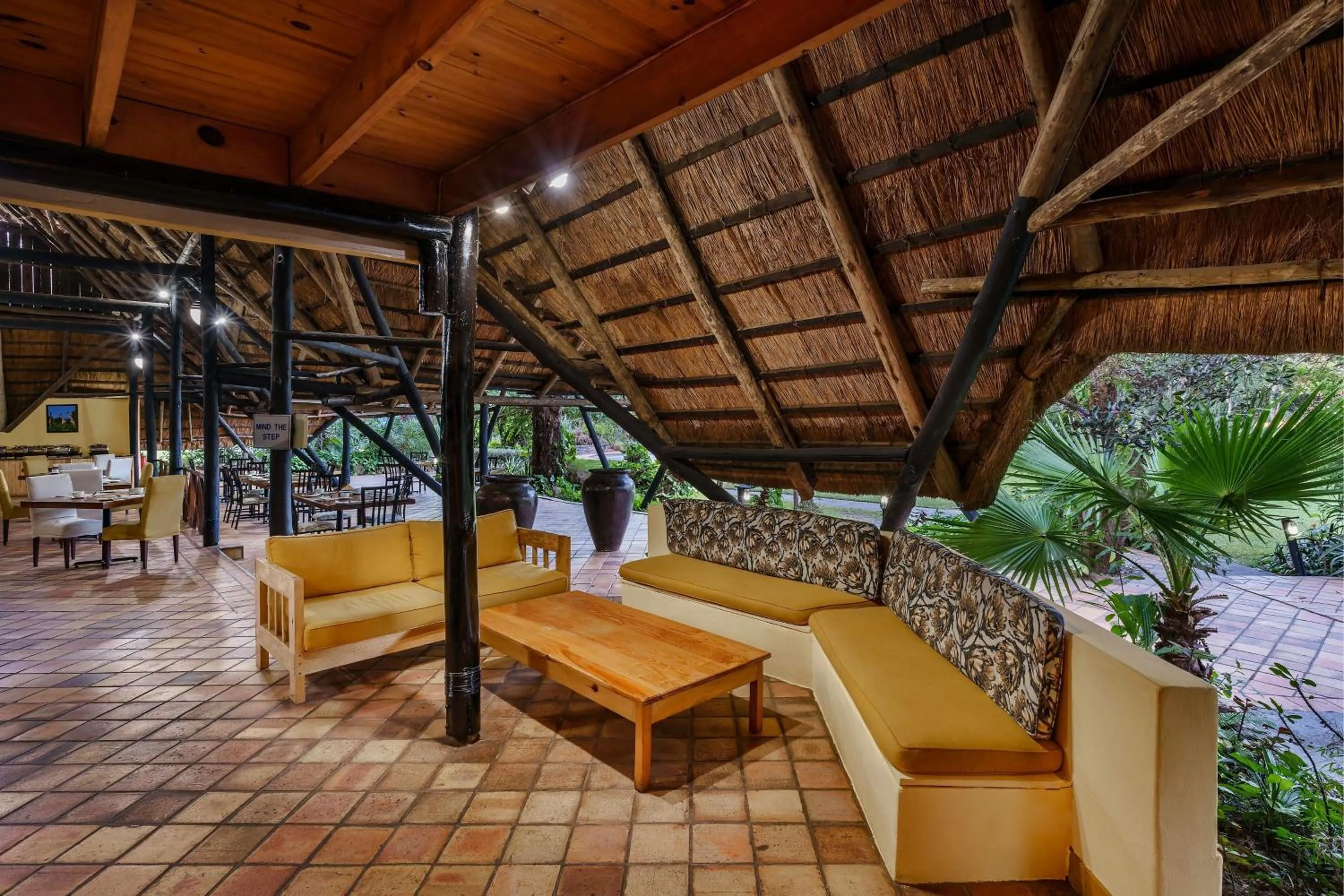 Lobby or reception in Protea Hotel by Marriott Lusaka Safari Lodge