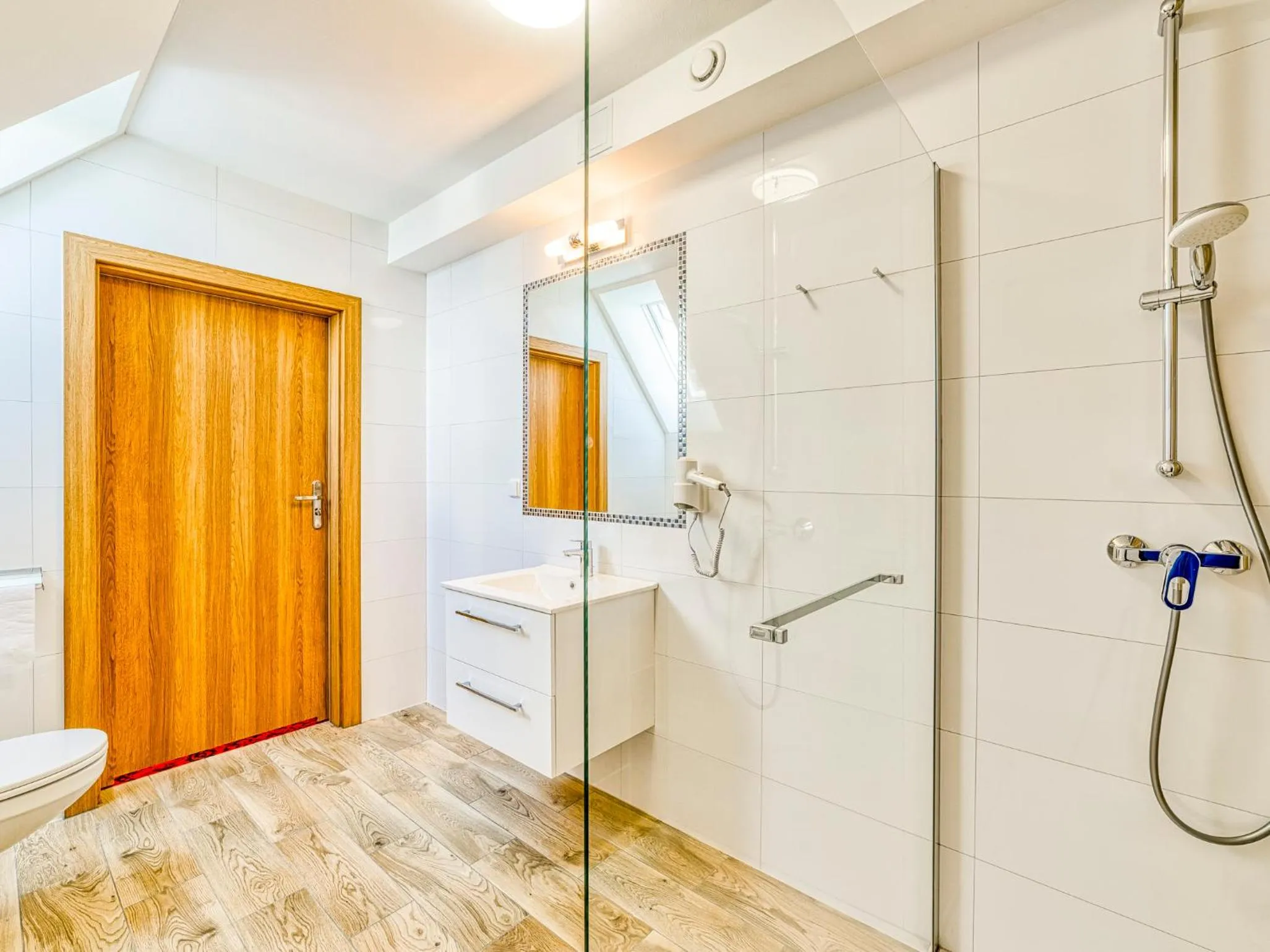 Shower in Żelazne Wrota