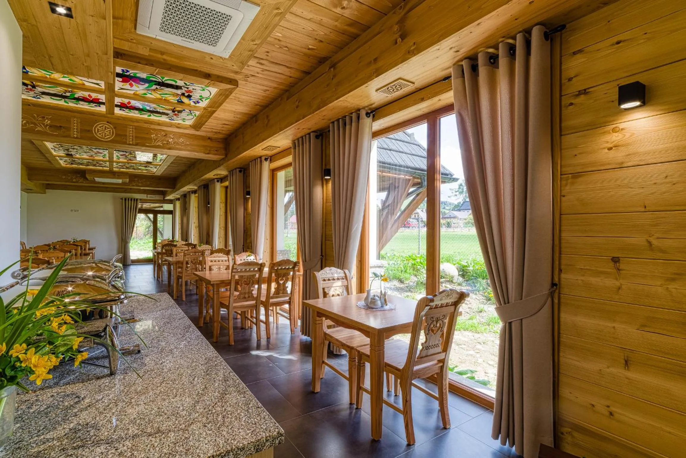 Dining area in Żelazne Wrota