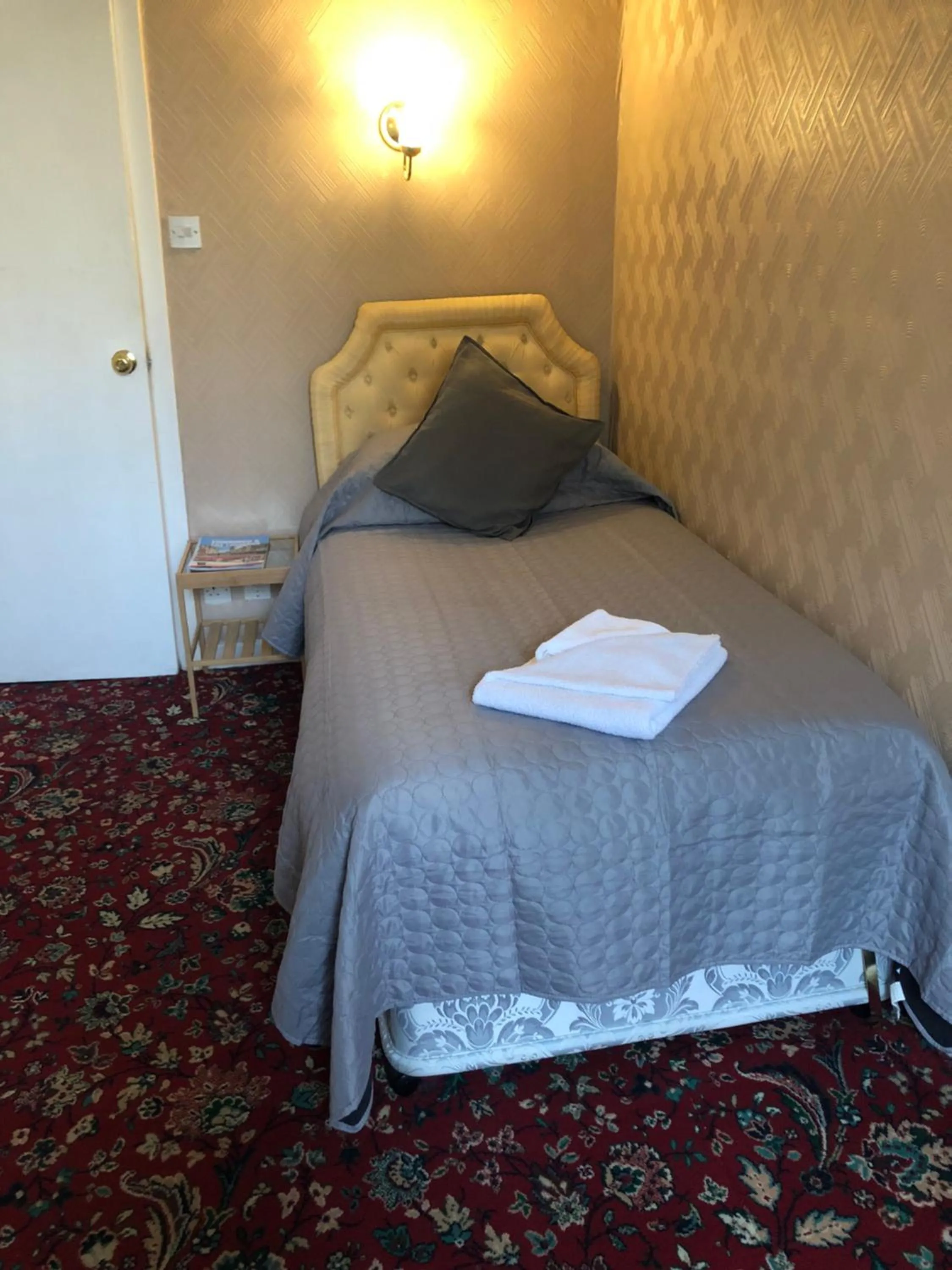 Bed in Atlas Guest House