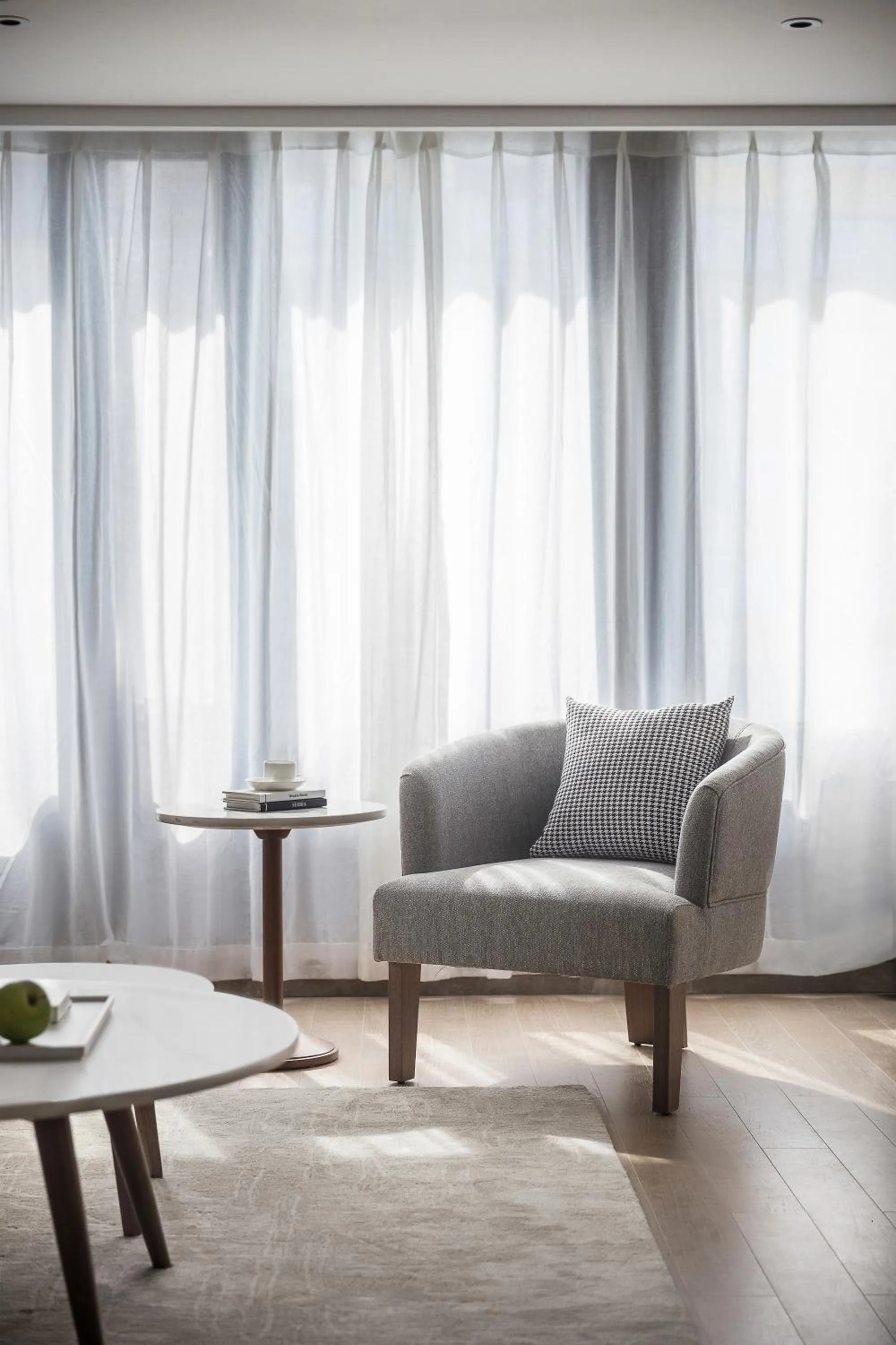 Seating area in Somerset IOC Hangzhou