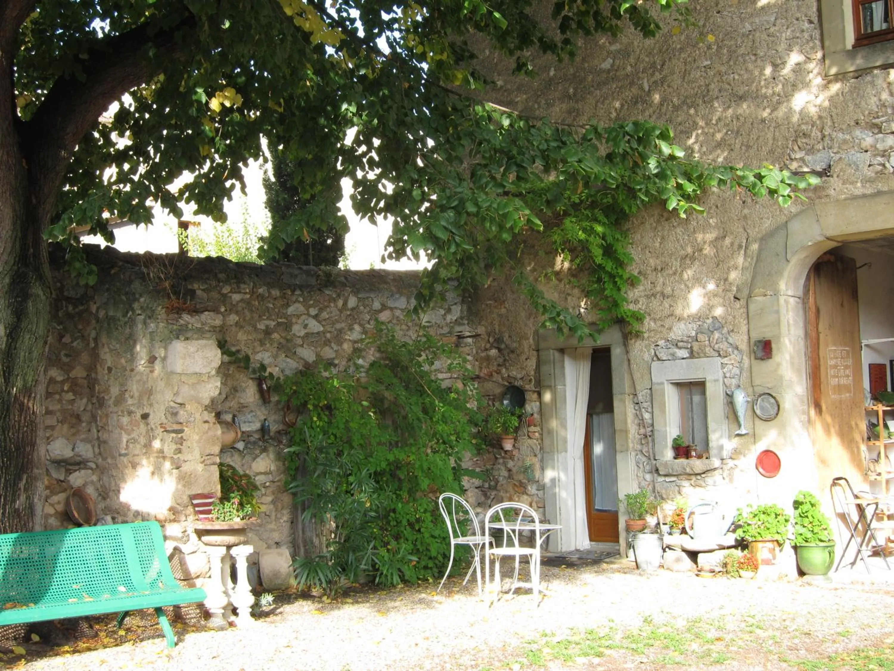 Garden in Chambre d'Hôtes la Poterie