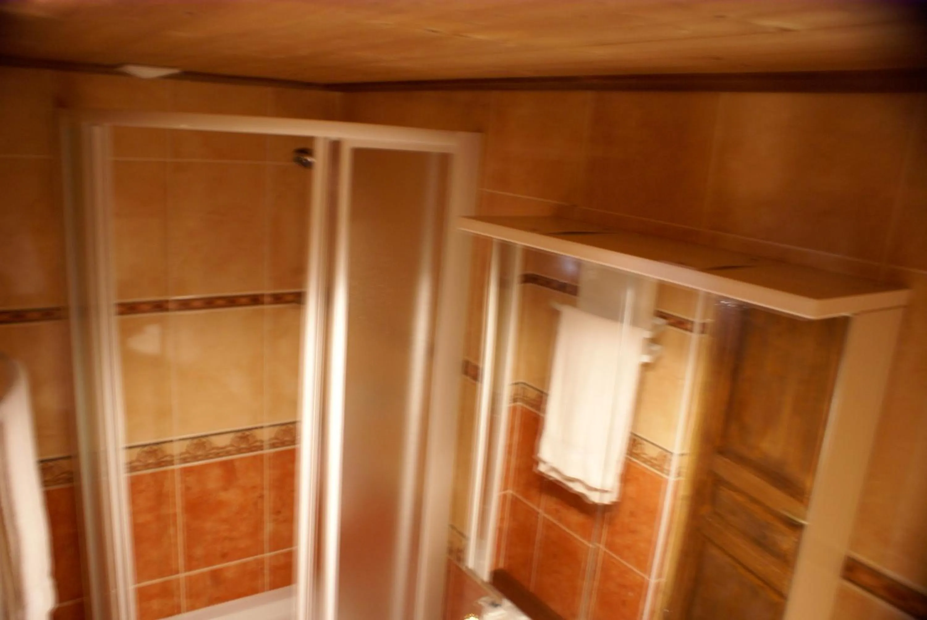 Bathroom in Le Relais de l'Abbaye