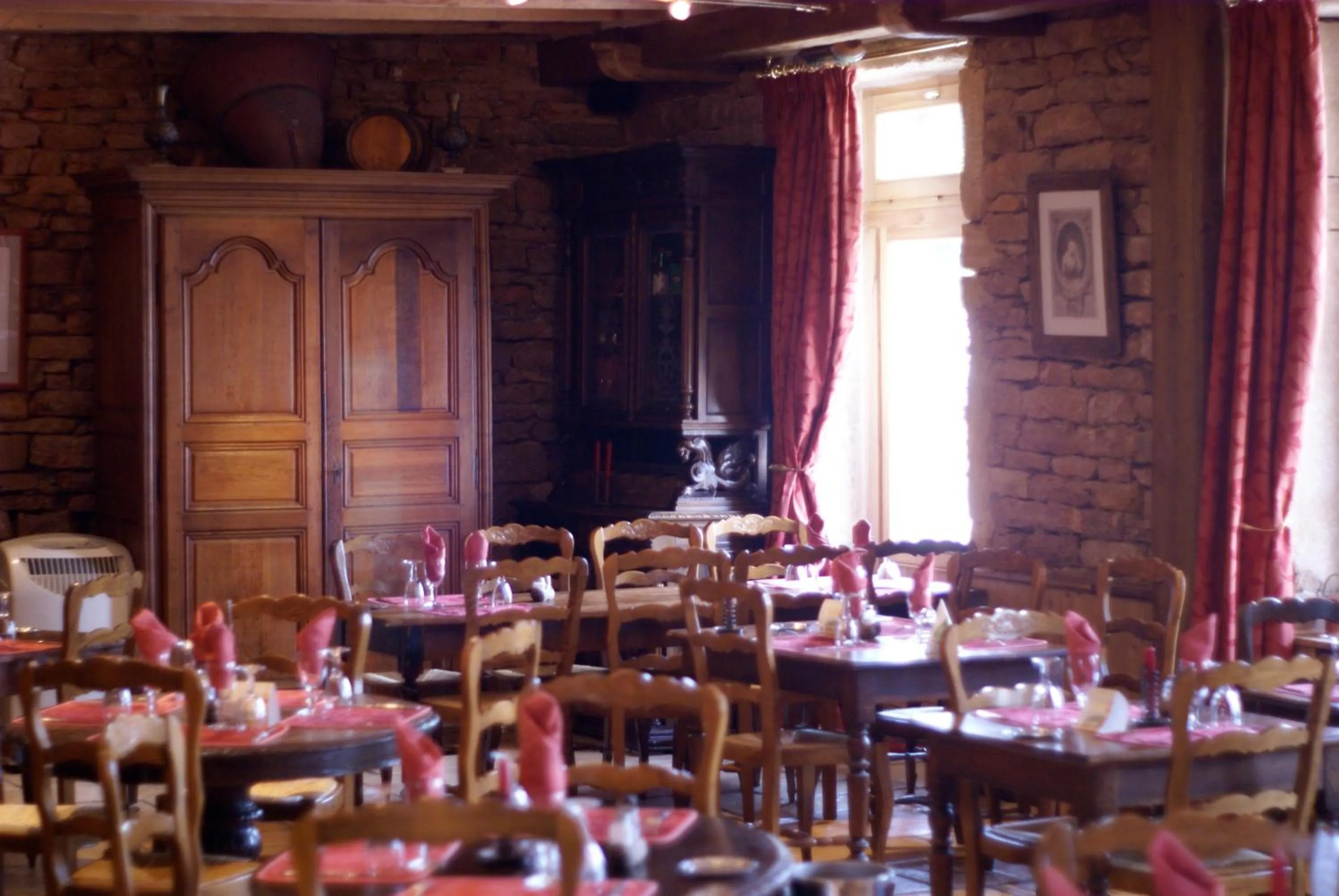 Restaurant/places to eat in Le Relais de l'Abbaye