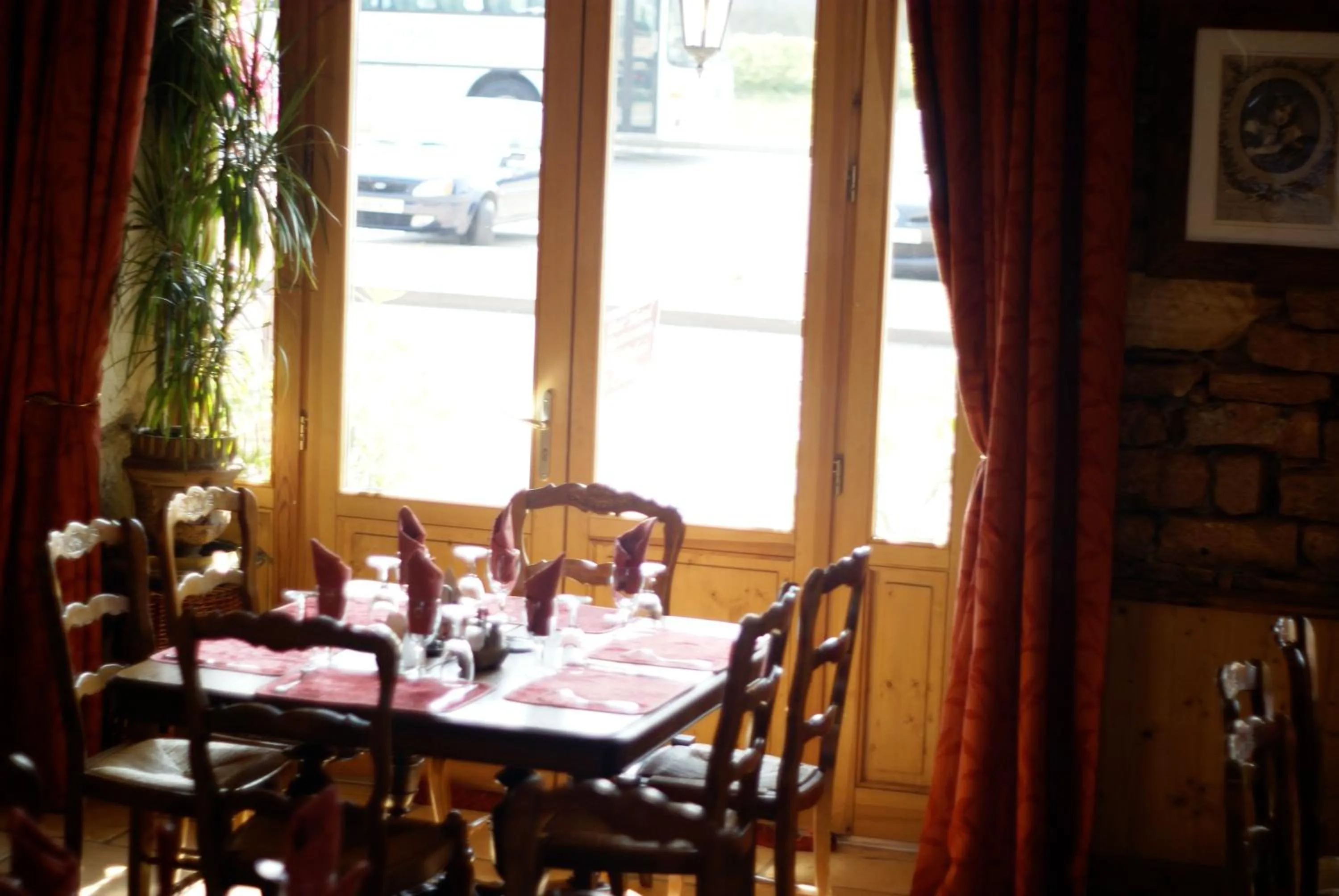 Restaurant/places to eat in Le Relais de l'Abbaye
