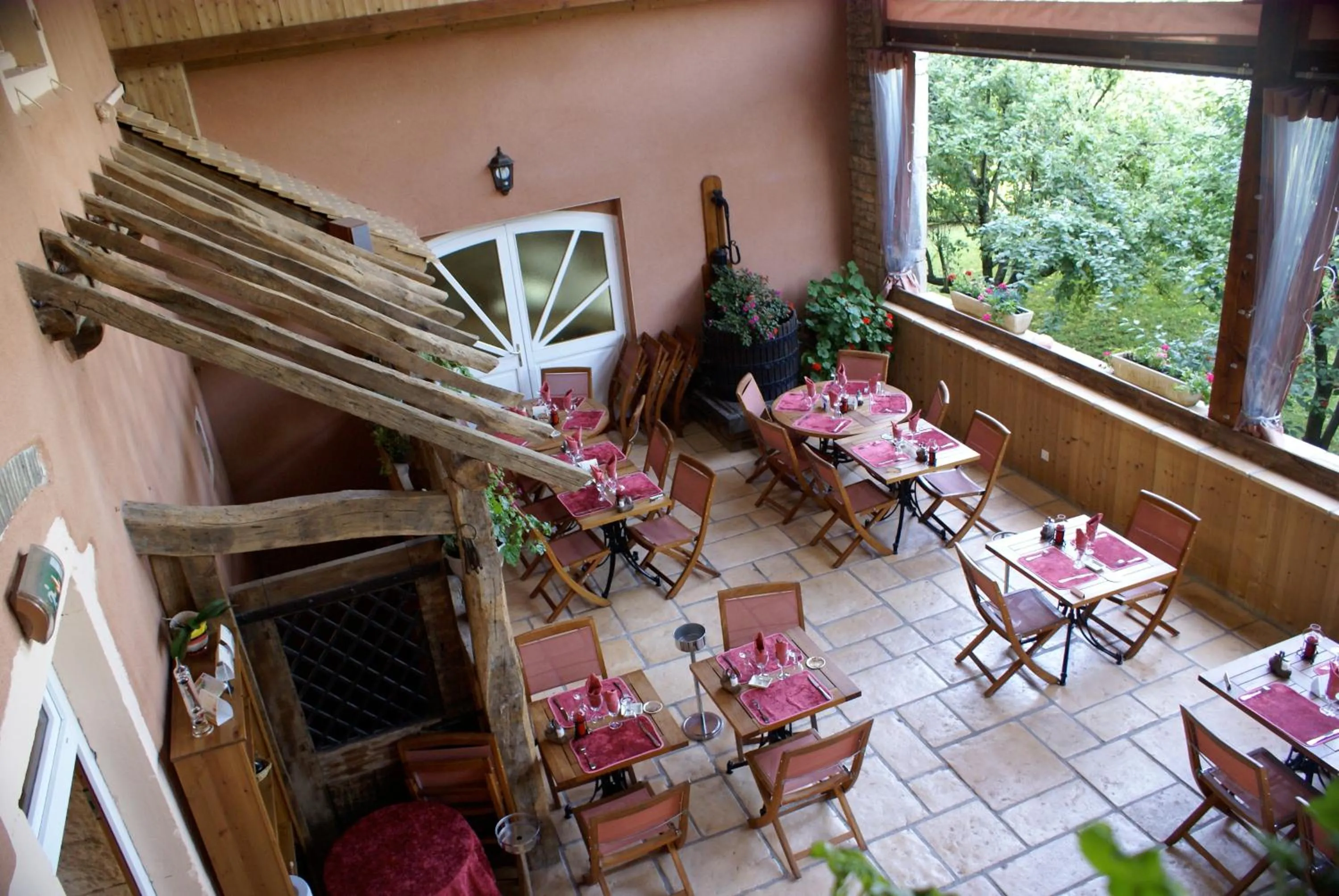 Restaurant/places to eat in Le Relais de l'Abbaye