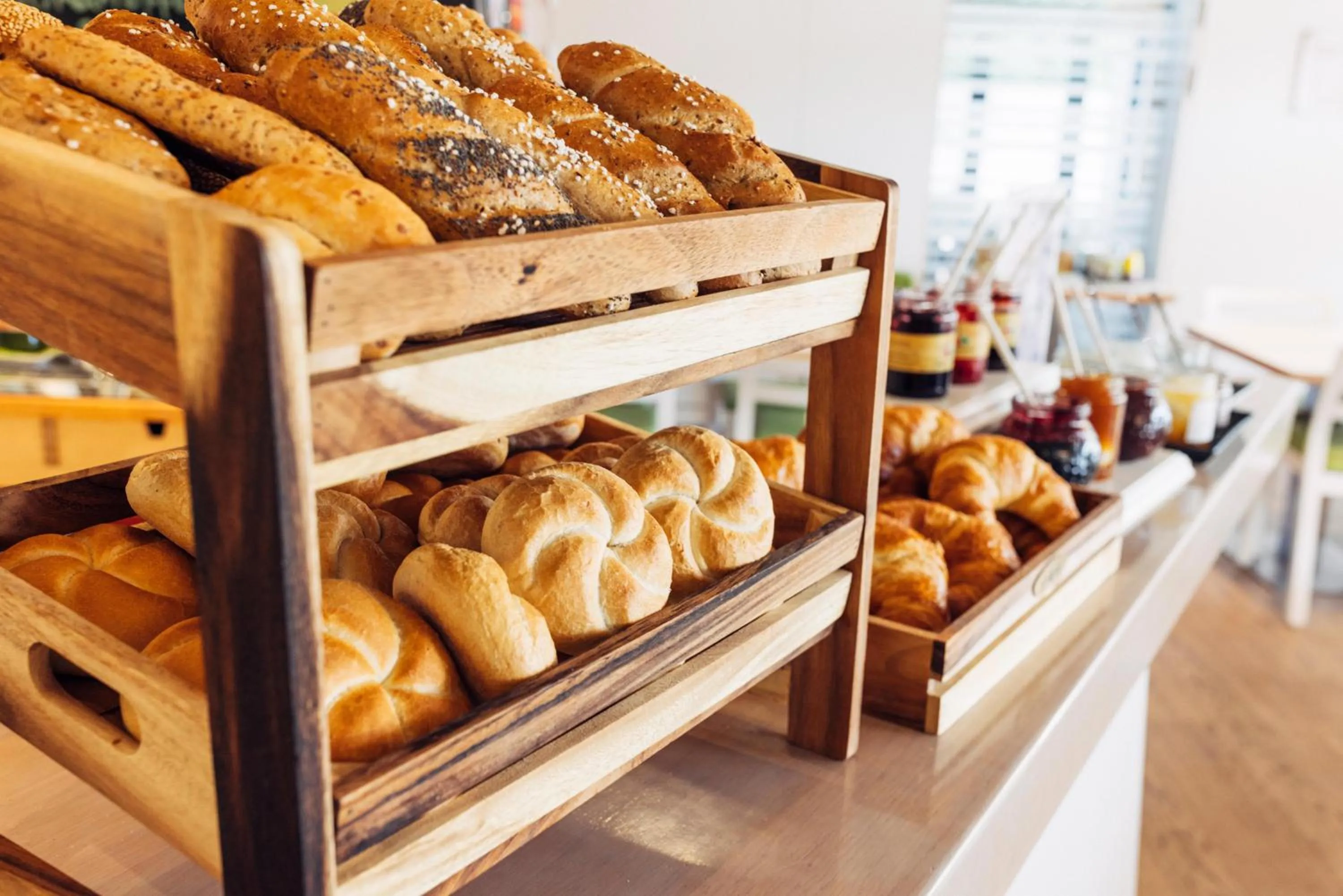 Restaurant/places to eat in harry's home Linz-Urfahr hotel & apartments