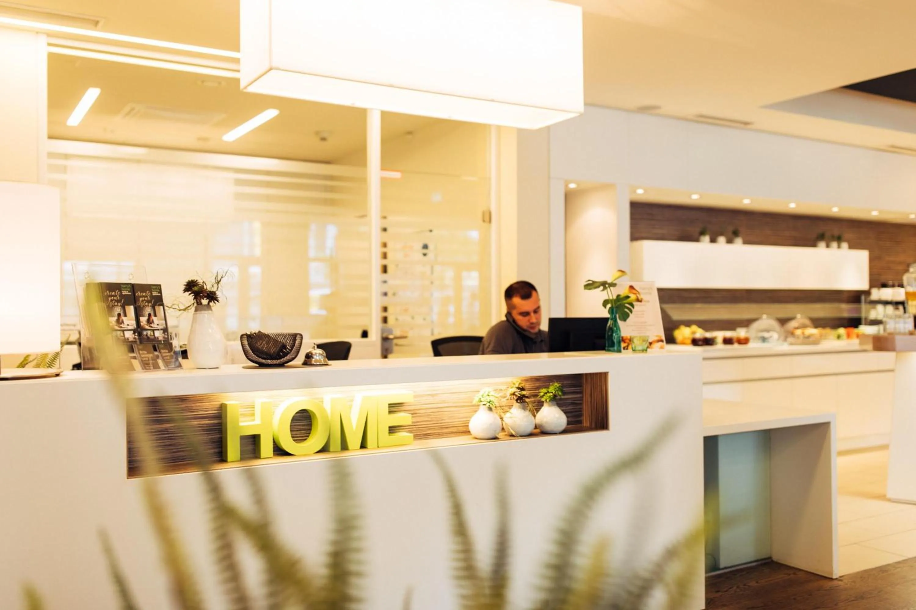 Lobby or reception in harry's home Linz-Urfahr hotel & apartments