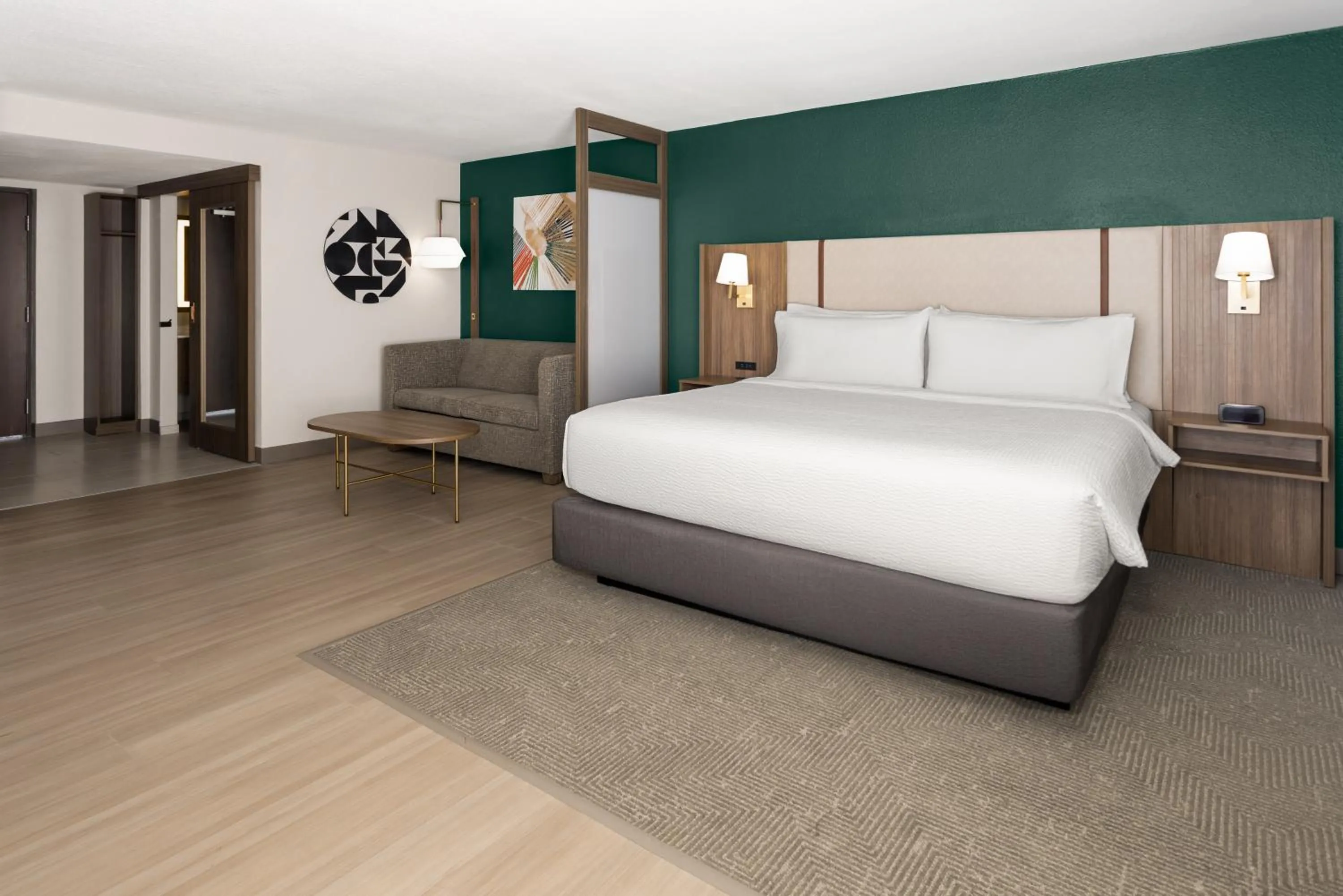 Bed in Holiday Inn & Suites Columbia NE - Ft Jackson Area by IHG