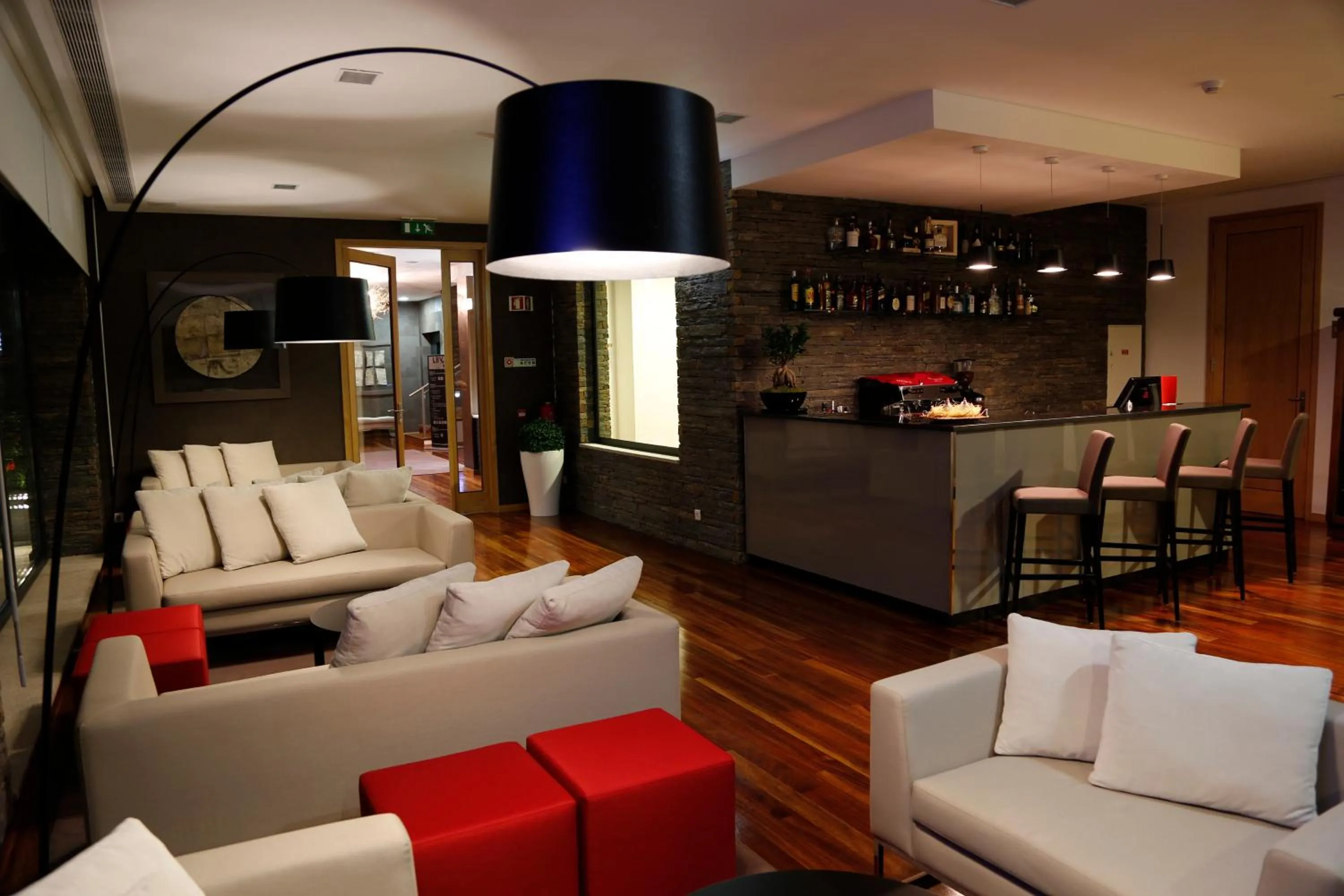 Lounge or bar in LBV House Hotel