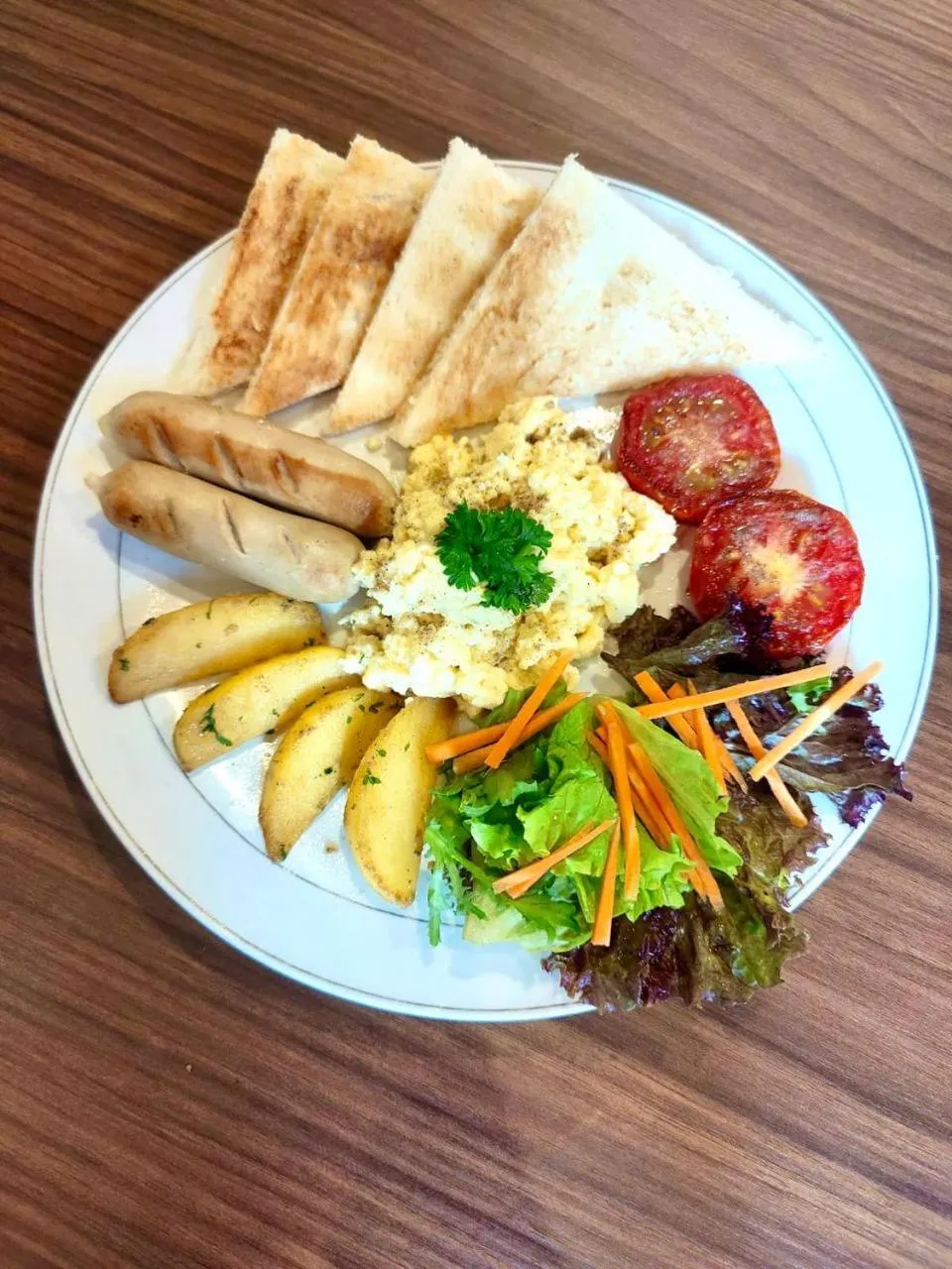 Restaurant/places to eat in Kuta Majesty Hotel