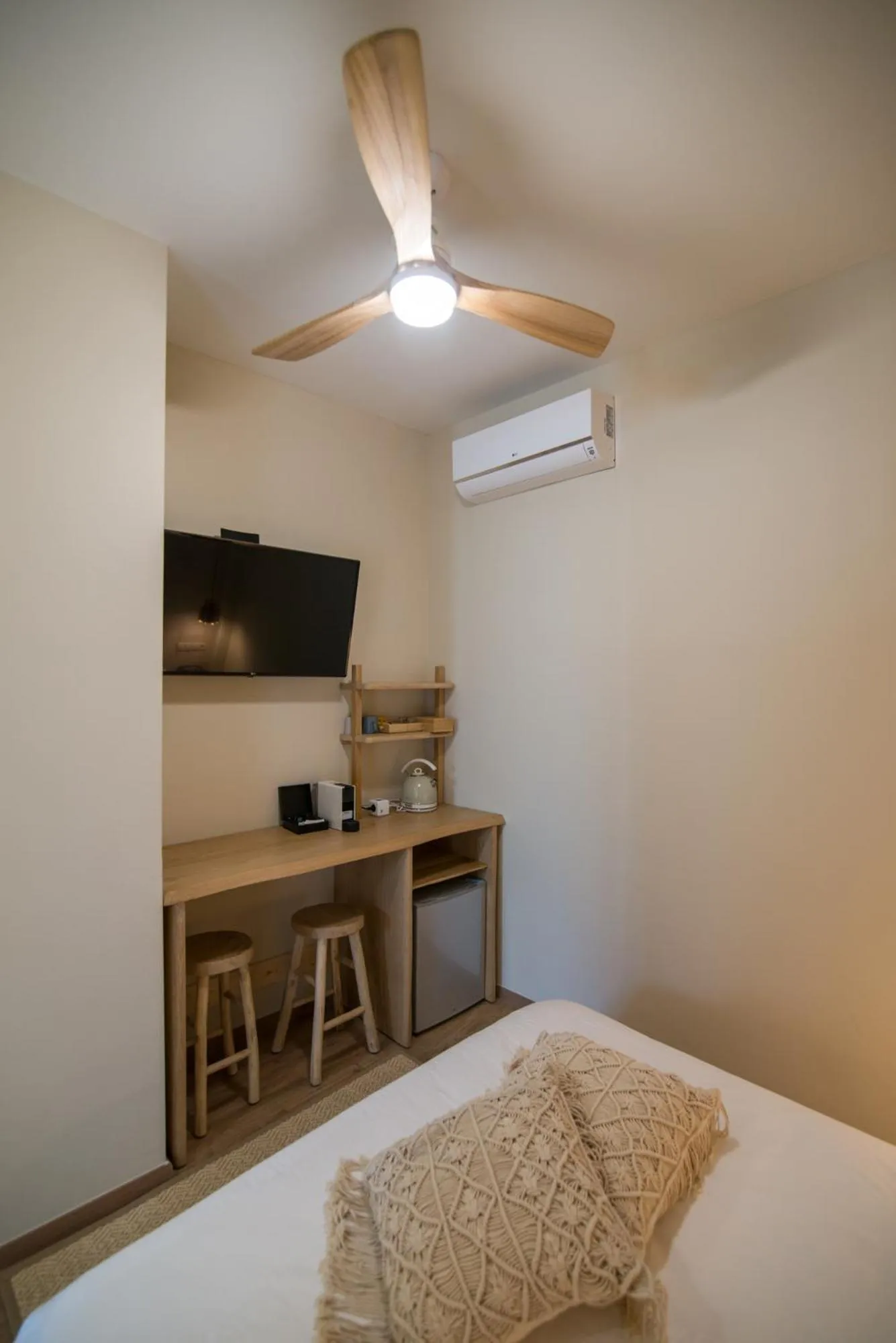 TV and multimedia, Bed in Ederlezi Boutique Hotel