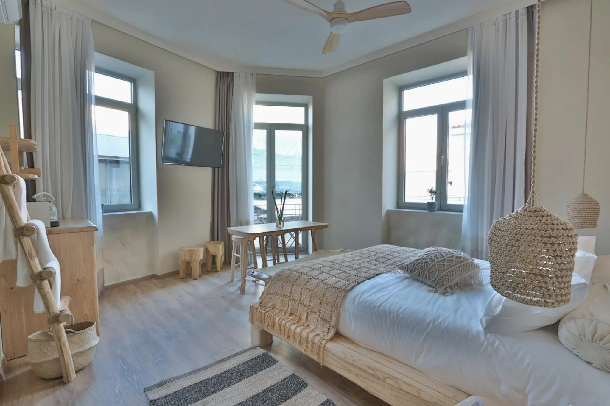 Photo of the whole room, Bed in Ederlezi Boutique Hotel