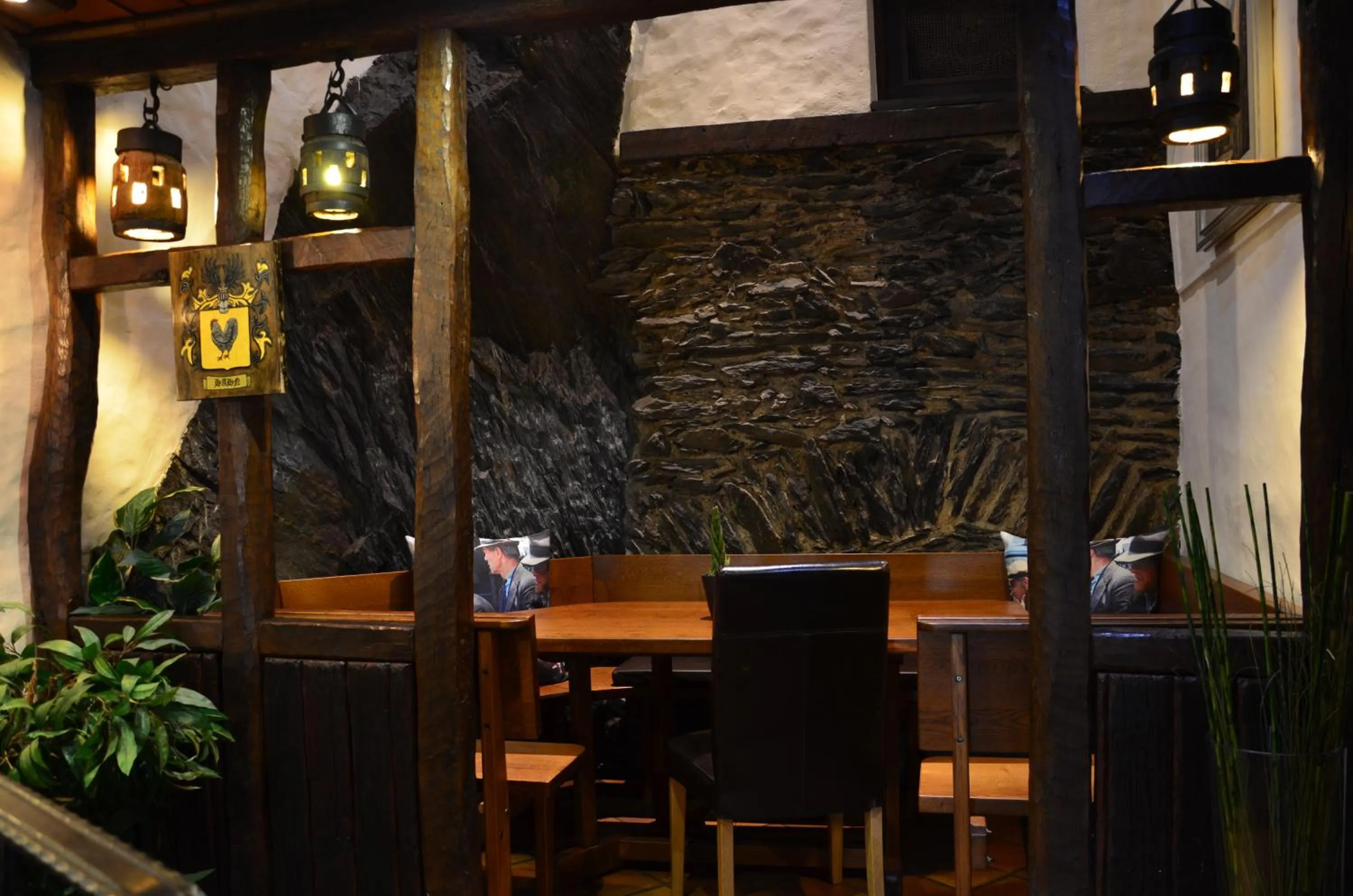 Restaurant/places to eat in Auberge Aal Veinen