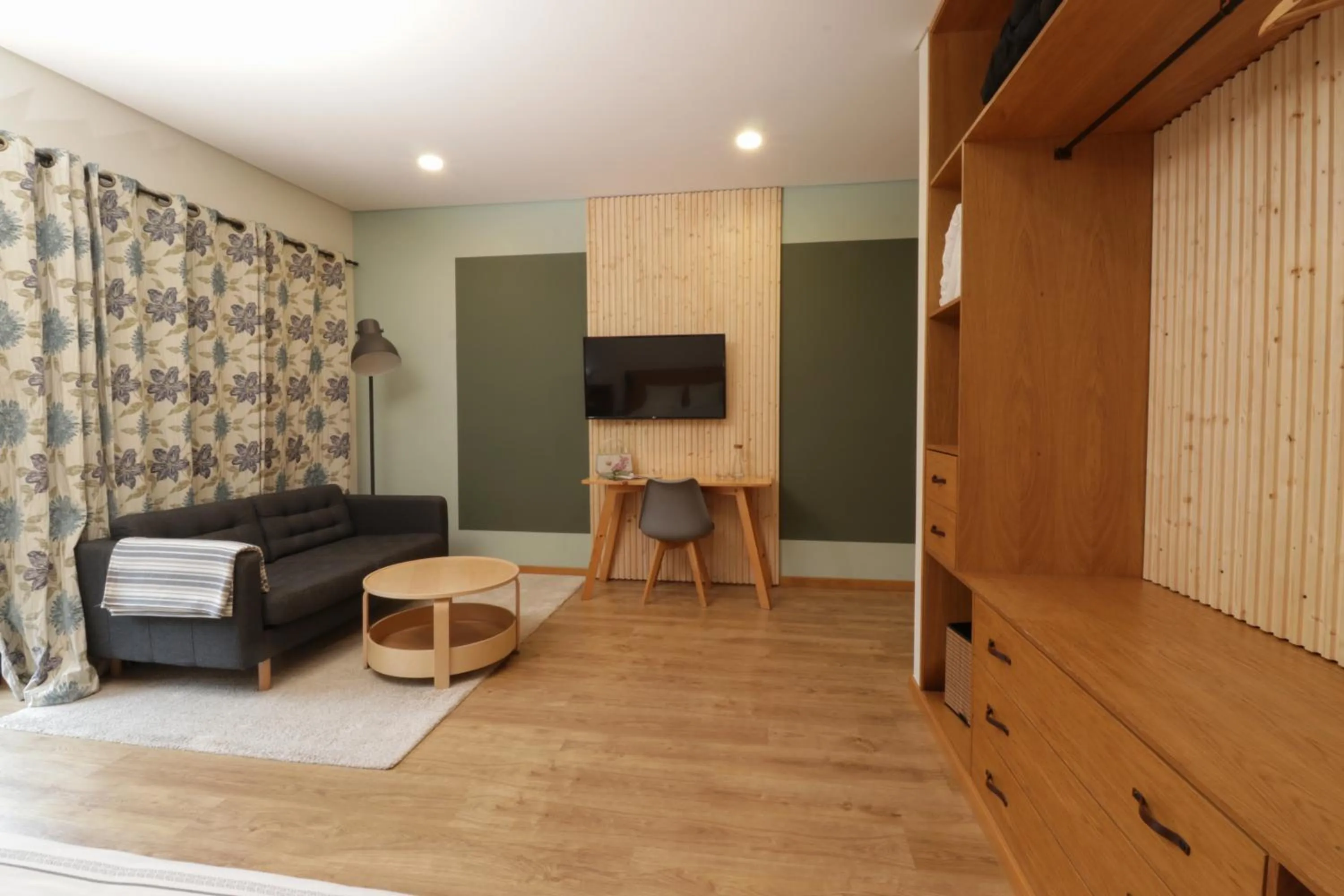 Seating area in Dois Lagares House