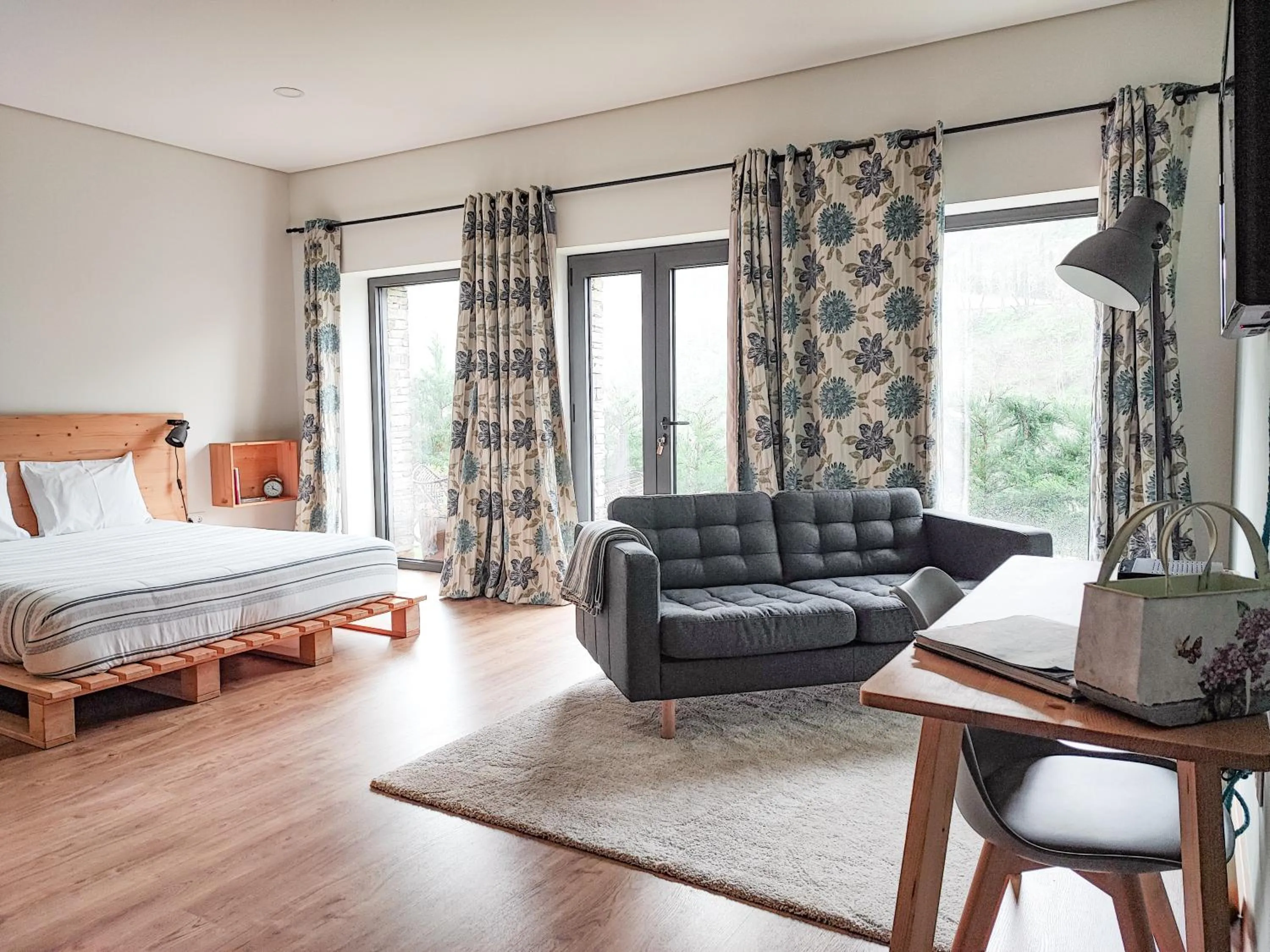 Bed in Dois Lagares House