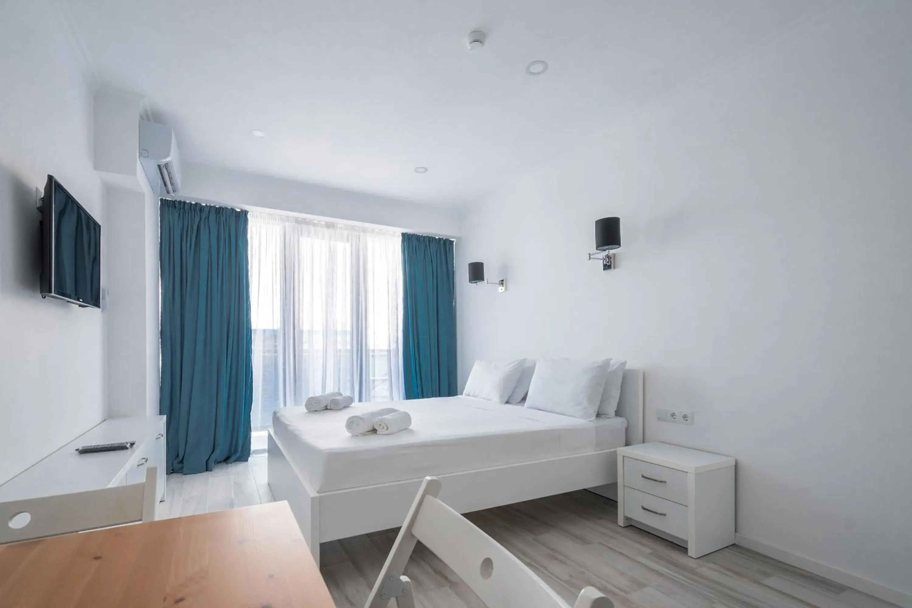 Photo of the whole room, Bed in Orbi Beach Tower Hotel Official Photo of the whole room, Bed in Orbi Beach Tower Hotel Official